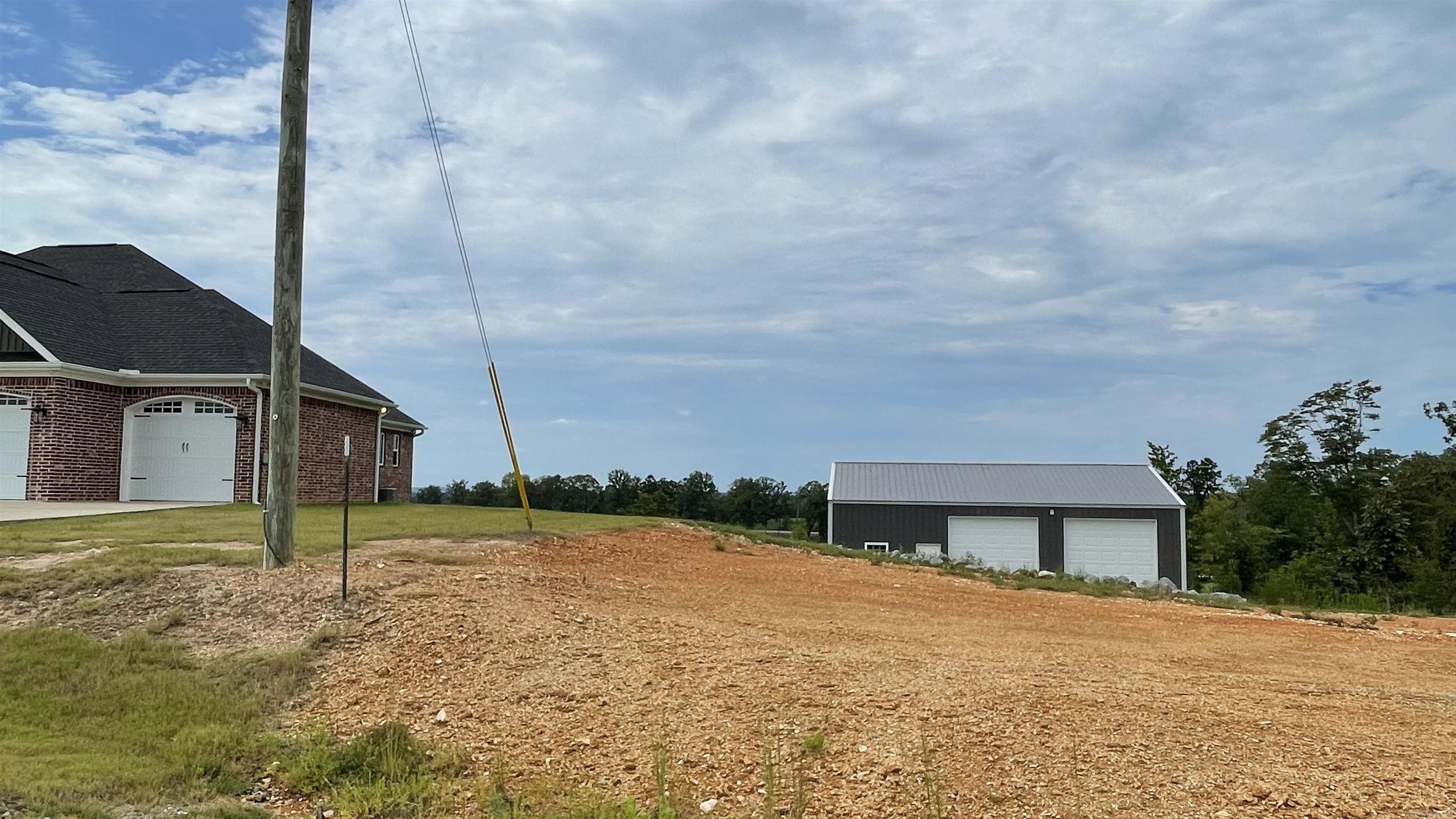 KENTUCKY HILLS - Residential