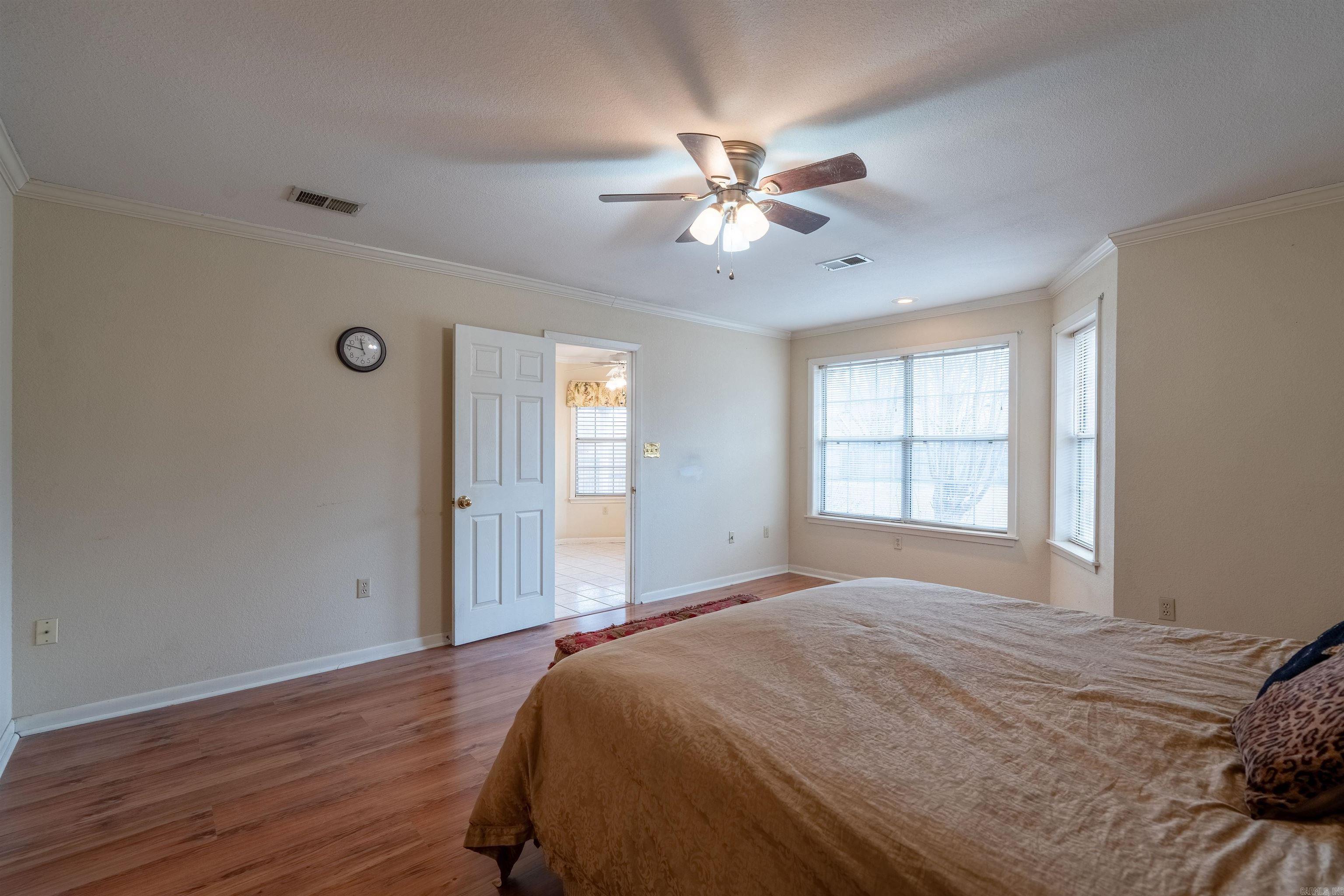 RIVER OAKS - Residential