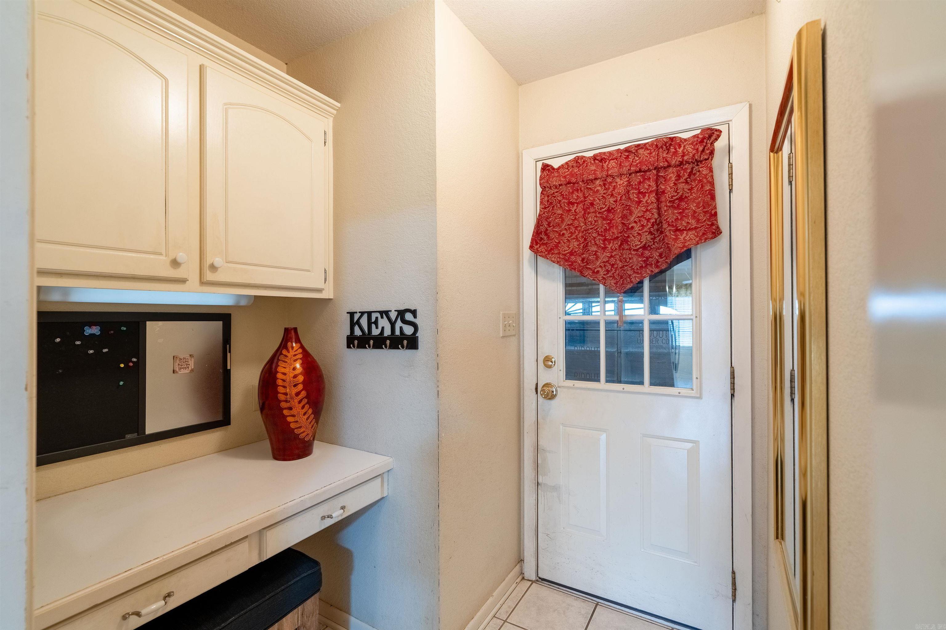 RIVER OAKS - Residential