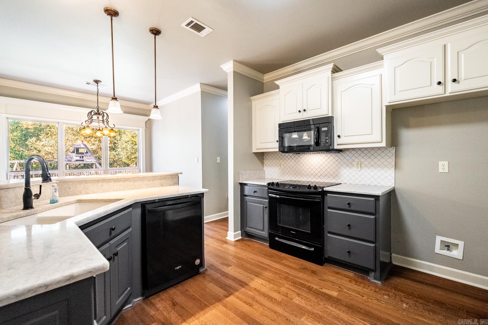 GREYSTONE - Residential