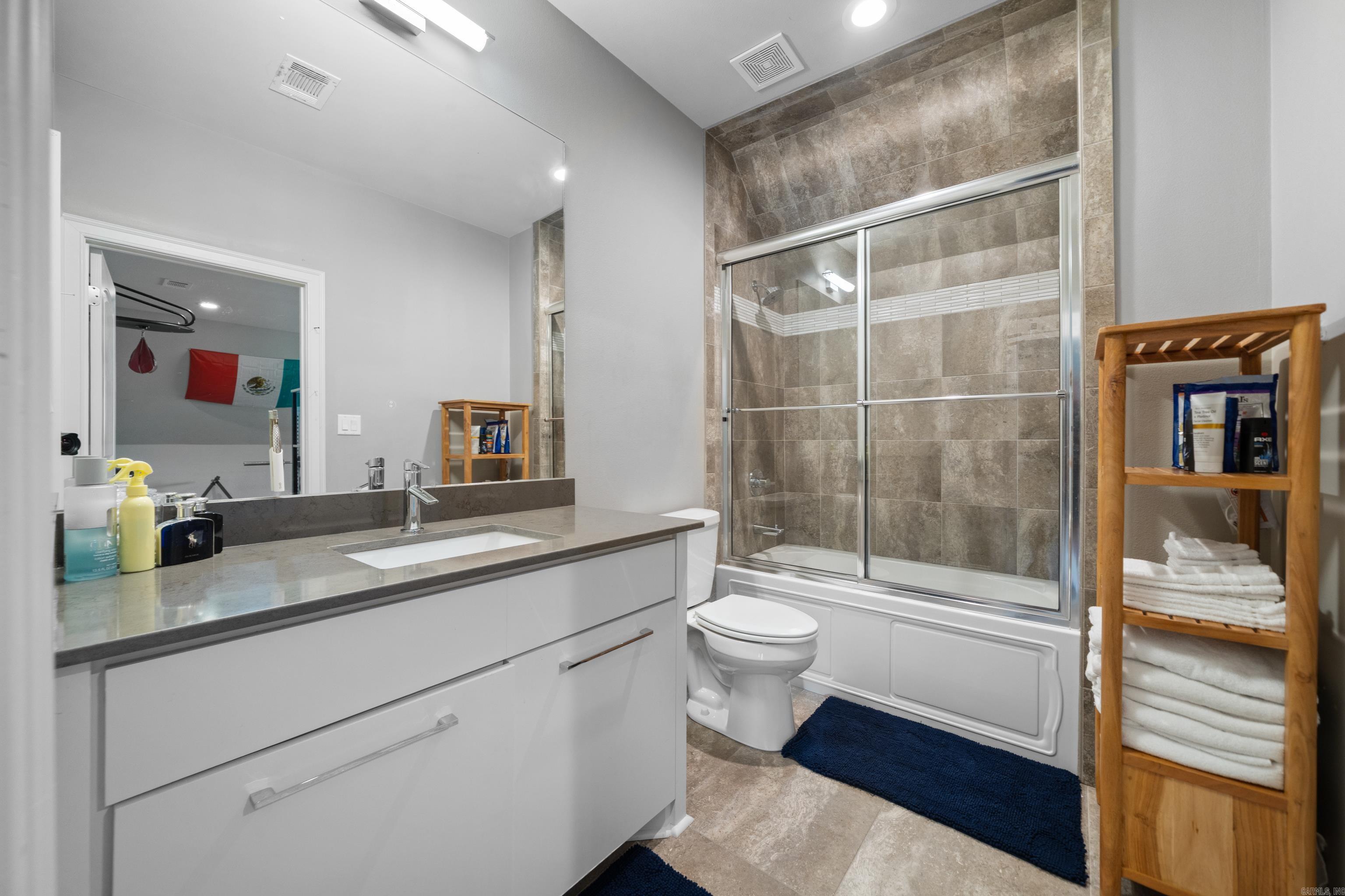 ARLINGTON PARK - Residential