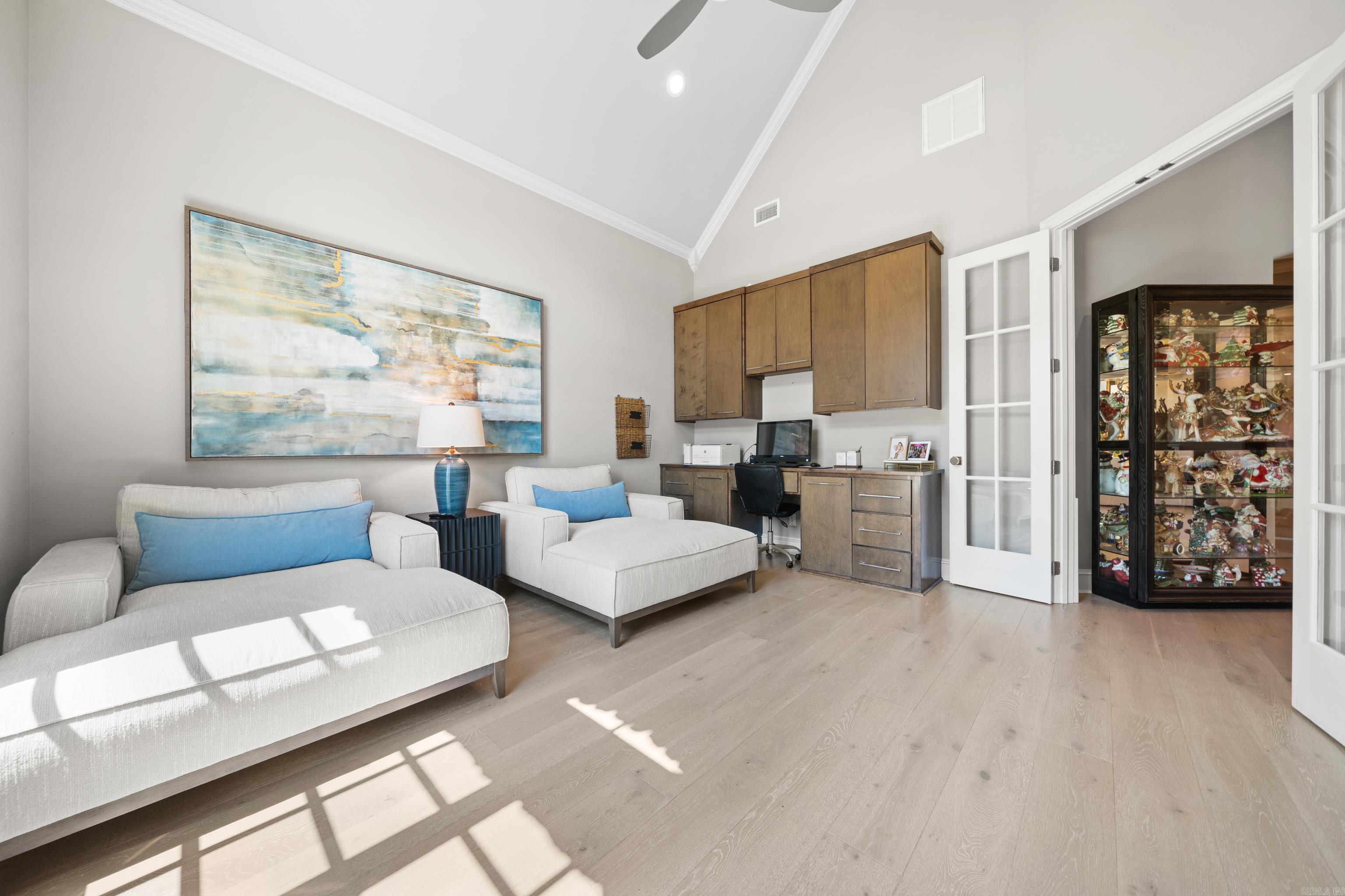 ARLINGTON PARK - Residential