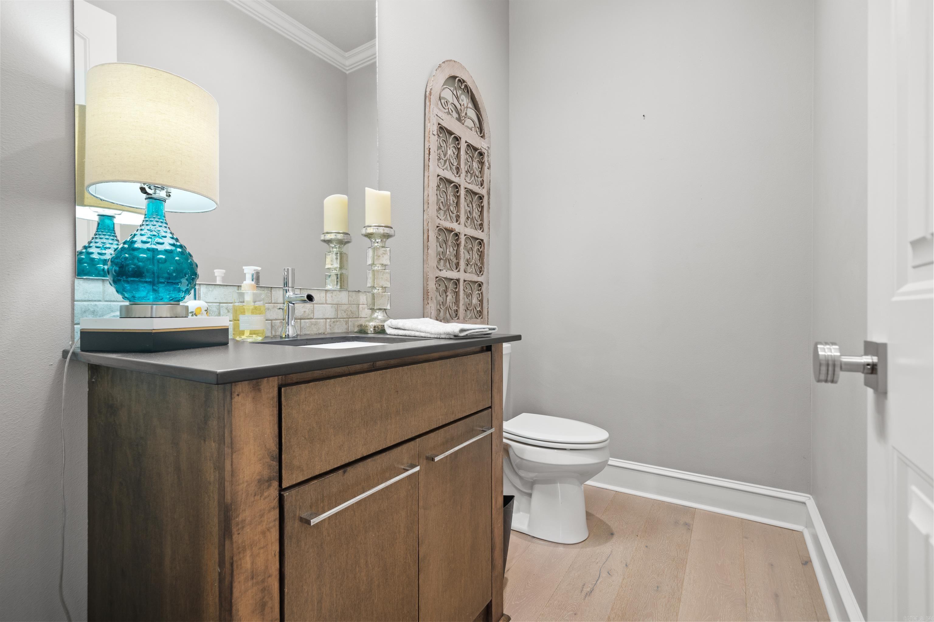 ARLINGTON PARK - Residential