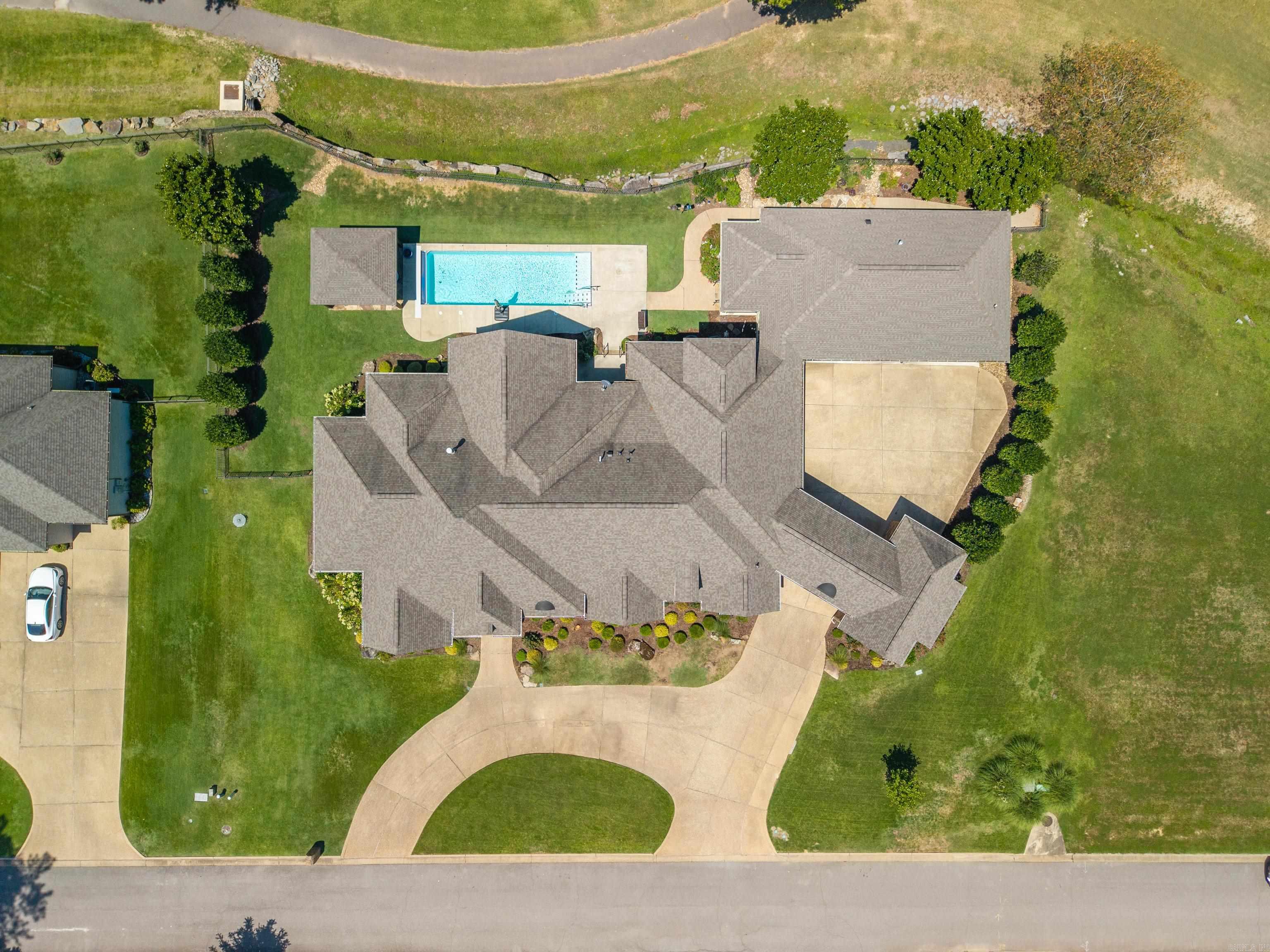 ARLINGTON PARK - Residential
