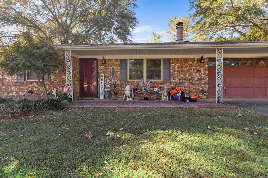 Nice Brick home in a great neighborhood. This home was recently updated... Kitchen/Baths, Brand new Quartz countertops in Kitchen less than a month ago. Painted Cabinets, and fresh paint thru out most of the home. It's an older floor plan with all bedrooms in hall across from each other but they are great size and the Master has a Bonus Room off it for an office, TV Sitting room or great Nursery. Master bath has been update to include large Soaker Tub and corner shower.  Roof 2018, HVAC 2018, Windows new in 2018. Fence was redone in 2023, Large completely fenced back yard with great Patio areas for entertainment, Electric and Water Spigot ran for a above ground pool and a shop that needs a little work but could be a great storage space. All this on 1 Acre.  Call today to see this one. See Agent remarks