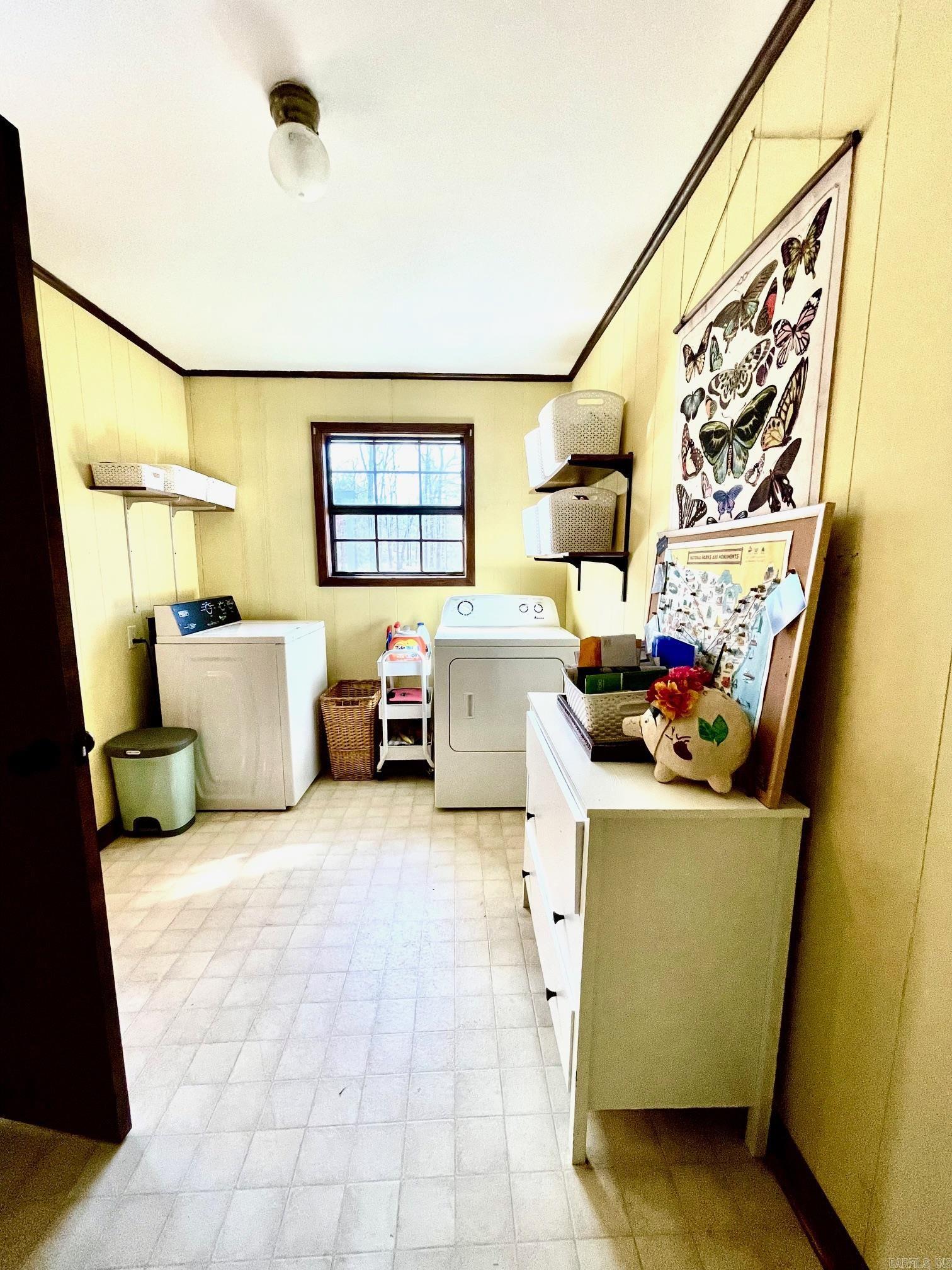 WESTERN OAKS - Residential