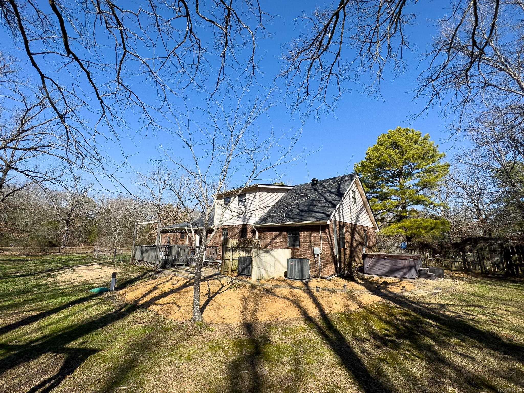 WESTERN OAKS - Residential