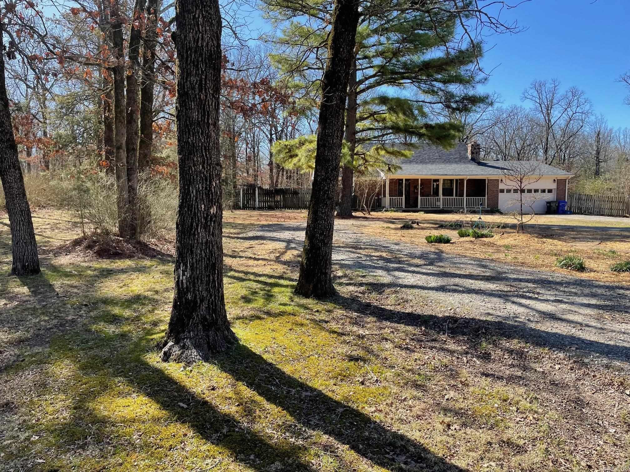 WESTERN OAKS - Residential