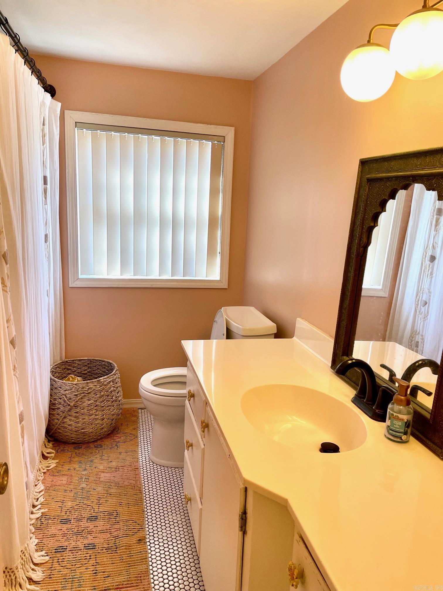 WESTERN OAKS - Residential