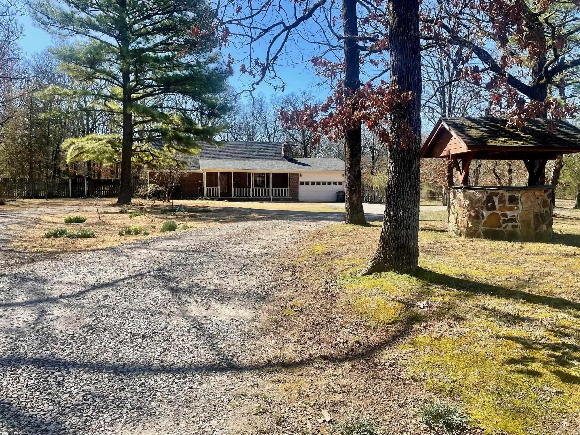 WESTERN OAKS - Residential