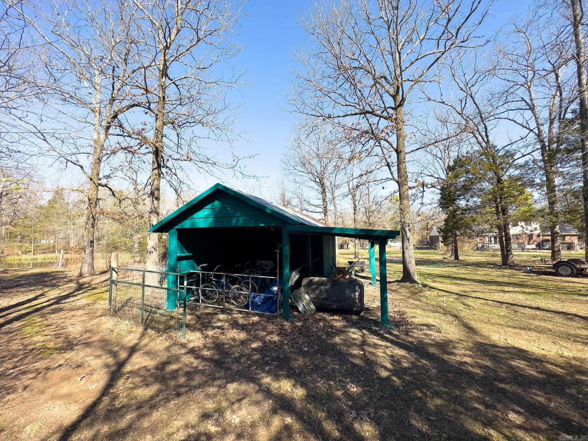 WESTERN OAKS - Residential