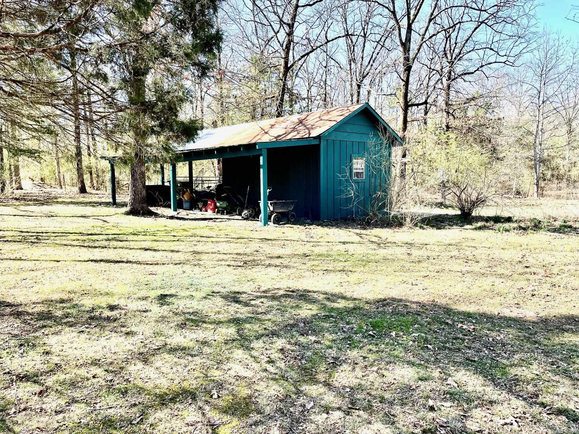 WESTERN OAKS - Residential