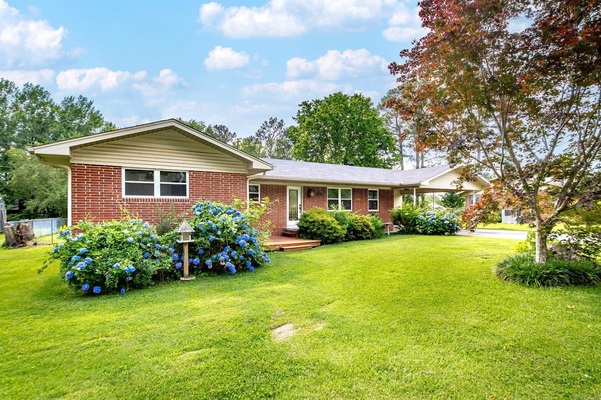 Country Club II - Residential