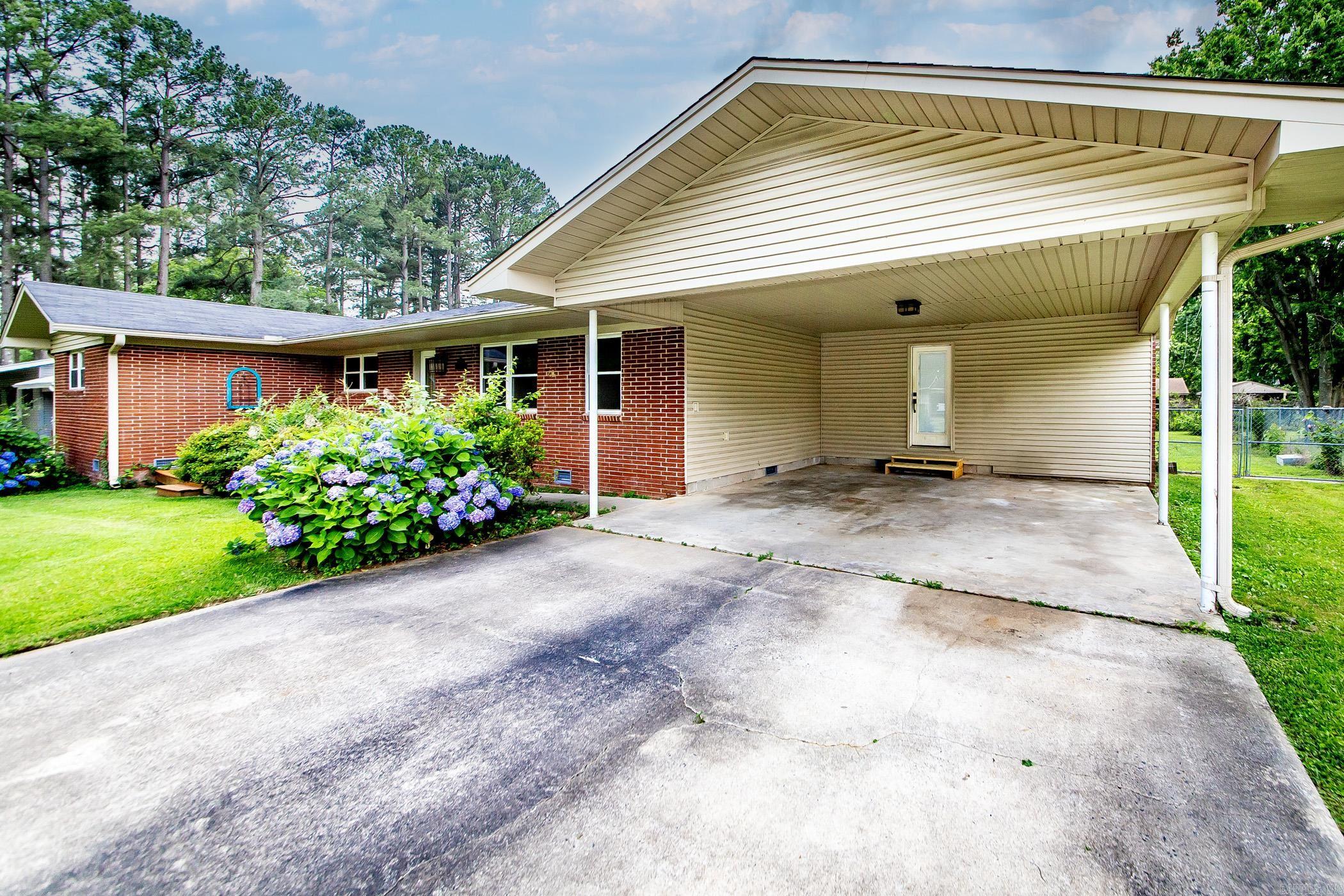 Country Club II - Residential