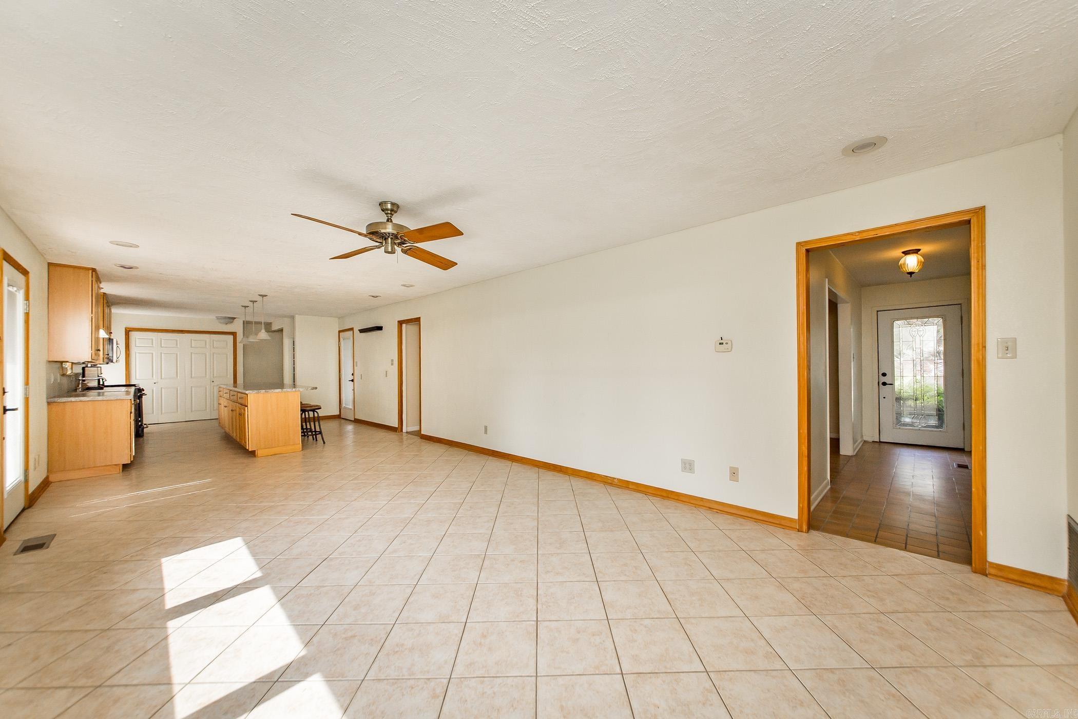 Country Club II - Residential