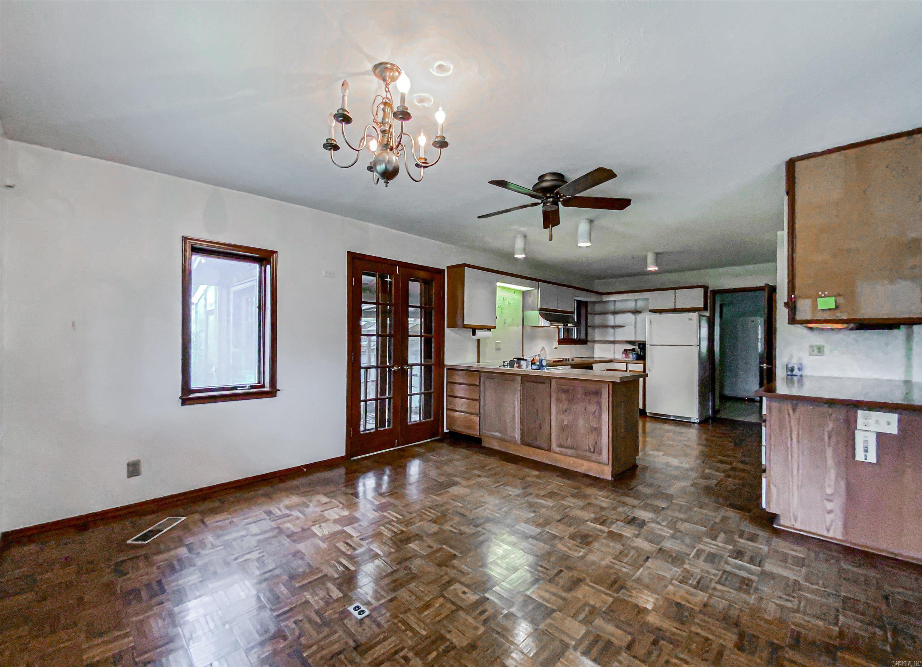 Metes & Bounds - Residential