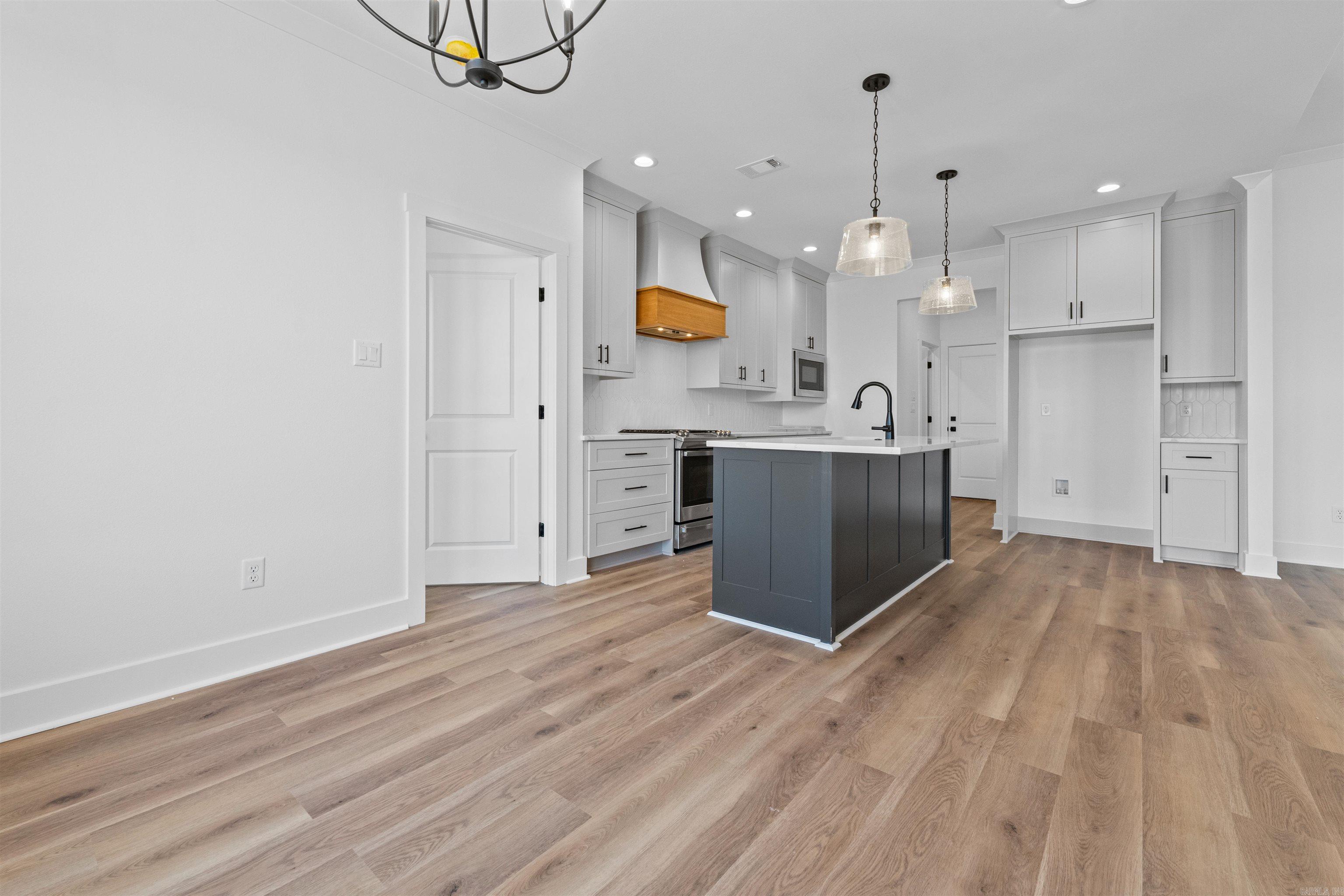 CORAL RIDGE - Residential