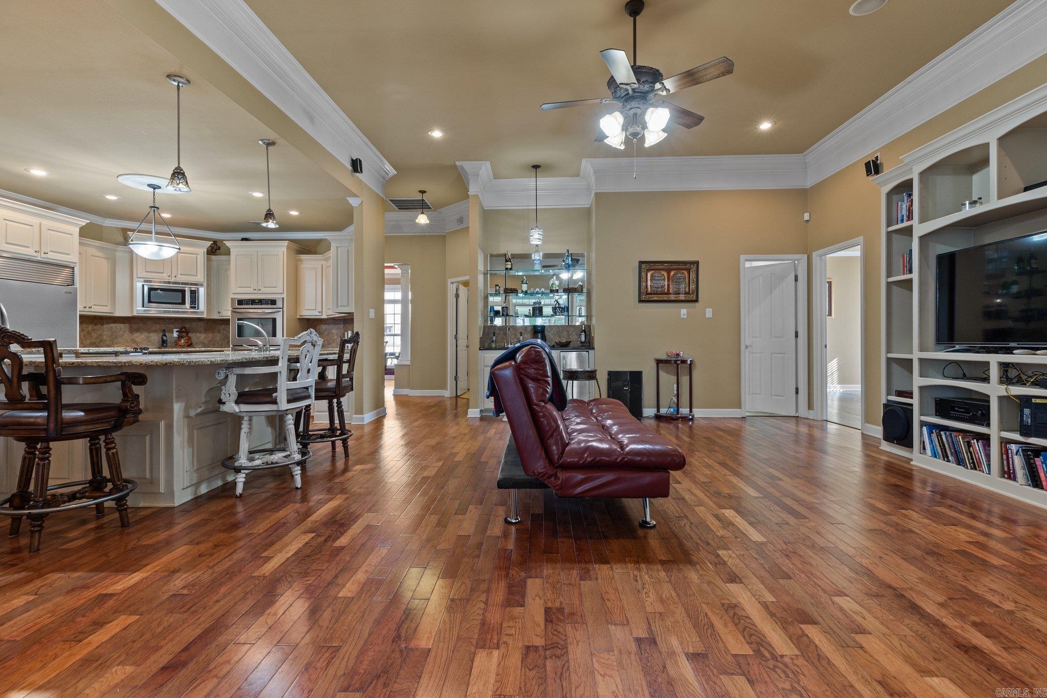 Horseshoe Lake Estates - Residential