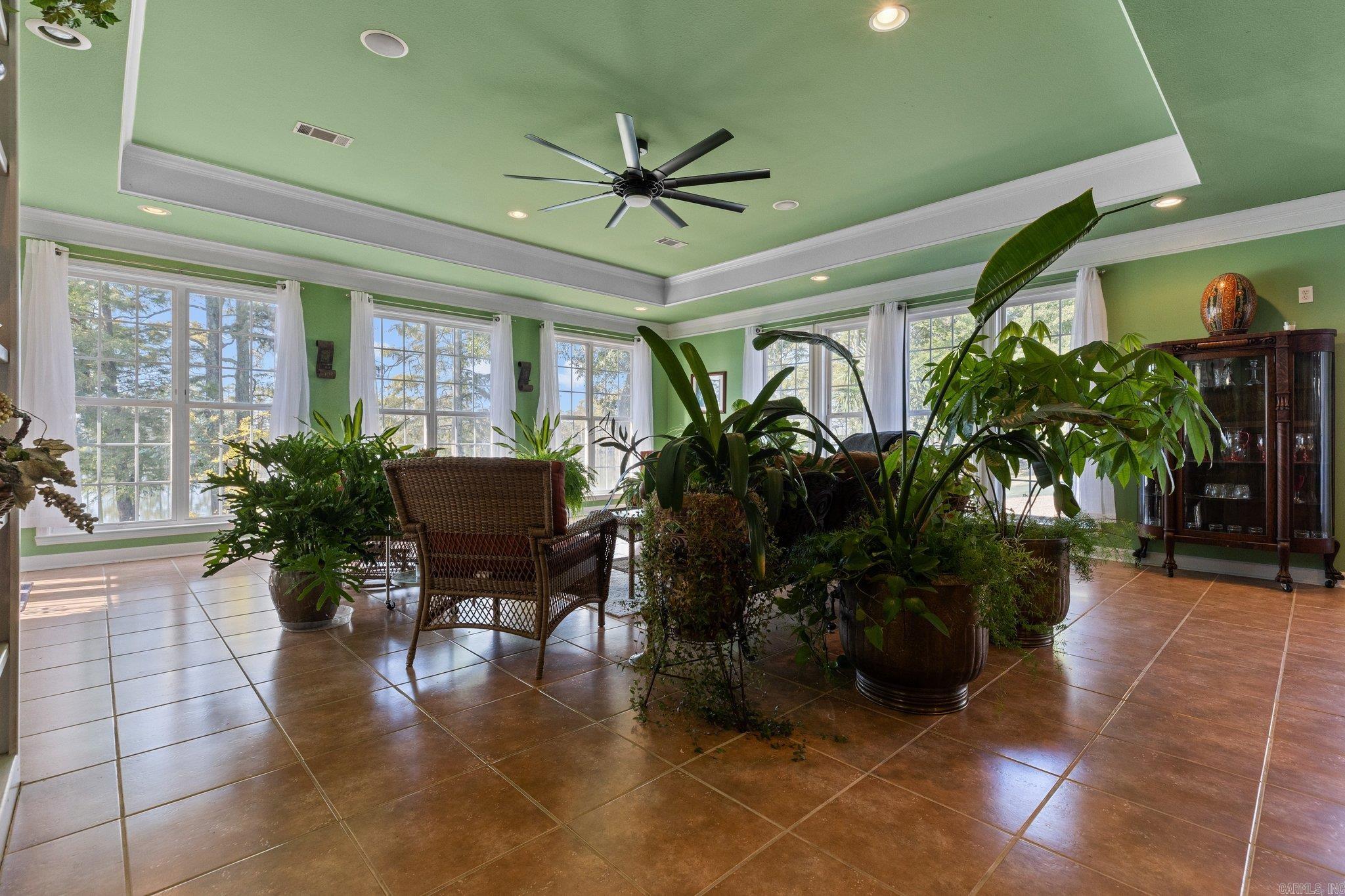 Horseshoe Lake Estates - Residential