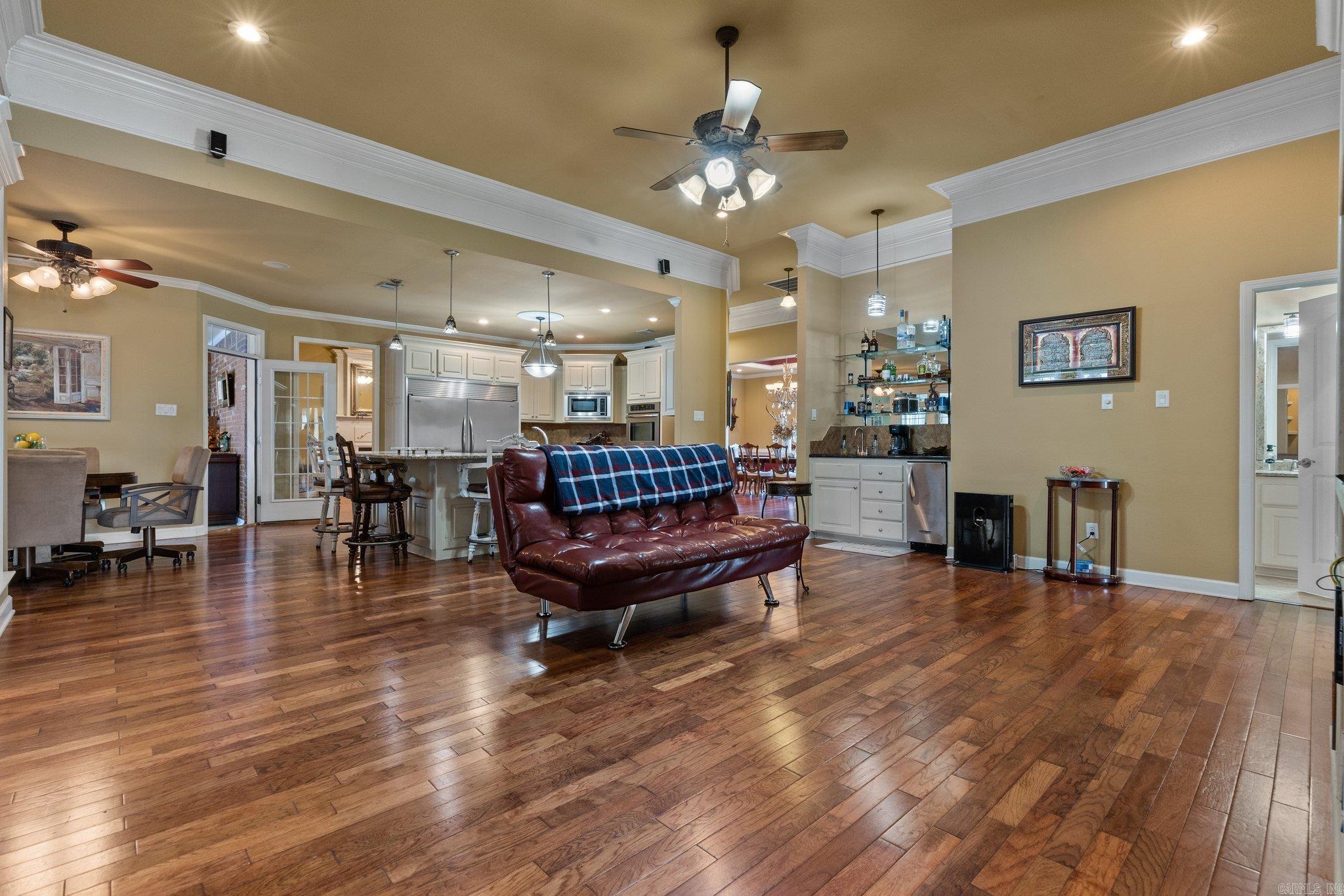 Horseshoe Lake Estates - Residential