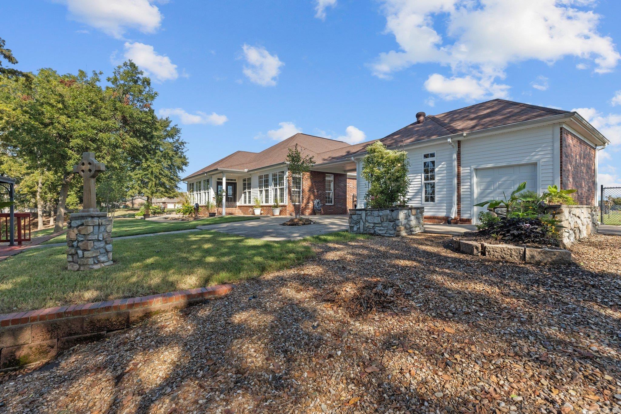 Horseshoe Lake Estates - Residential