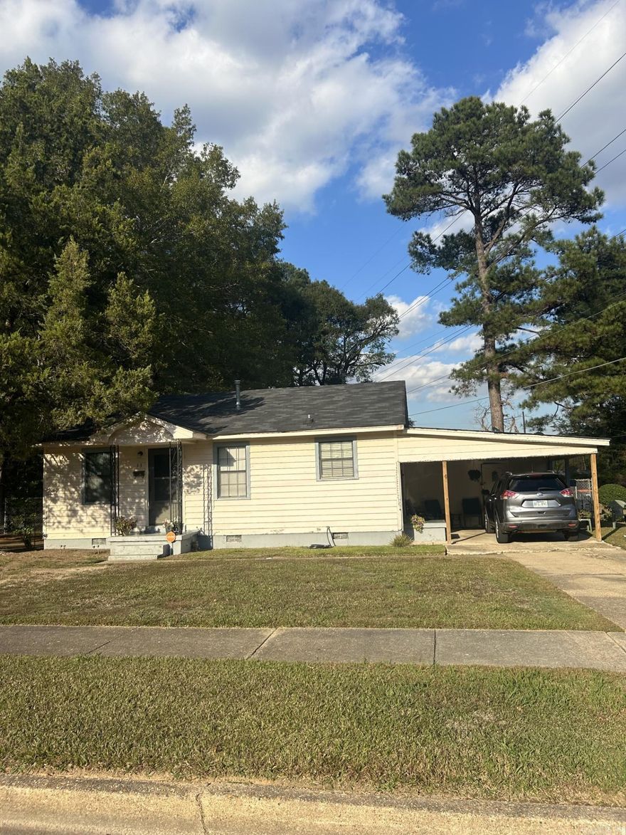 This property is an investors dream that you don't want to miss out on!  Renovation includes an updated bathroom, new paint, and new roof.  Property is being sold "AS IS"