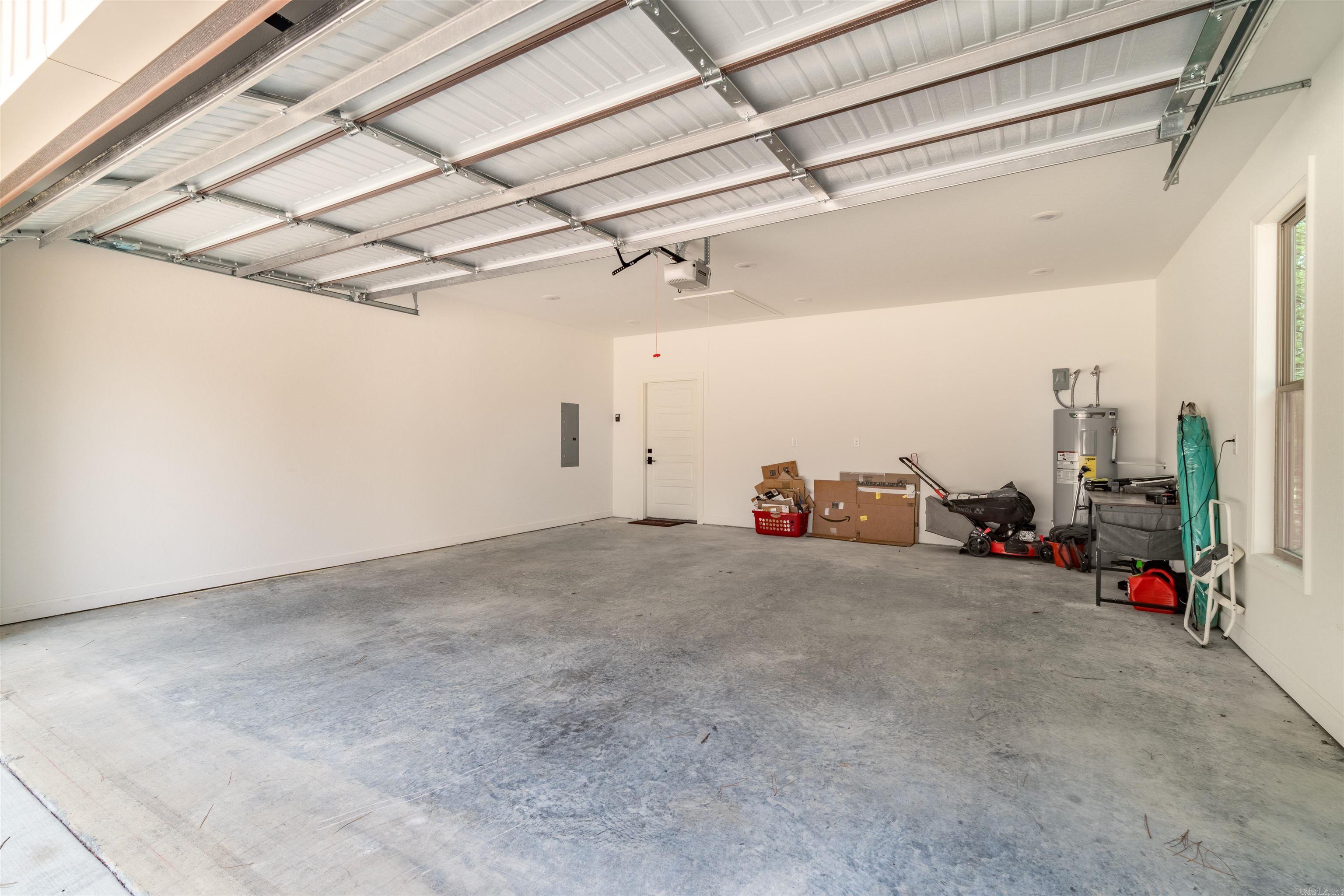 ALTA VISTA - Residential