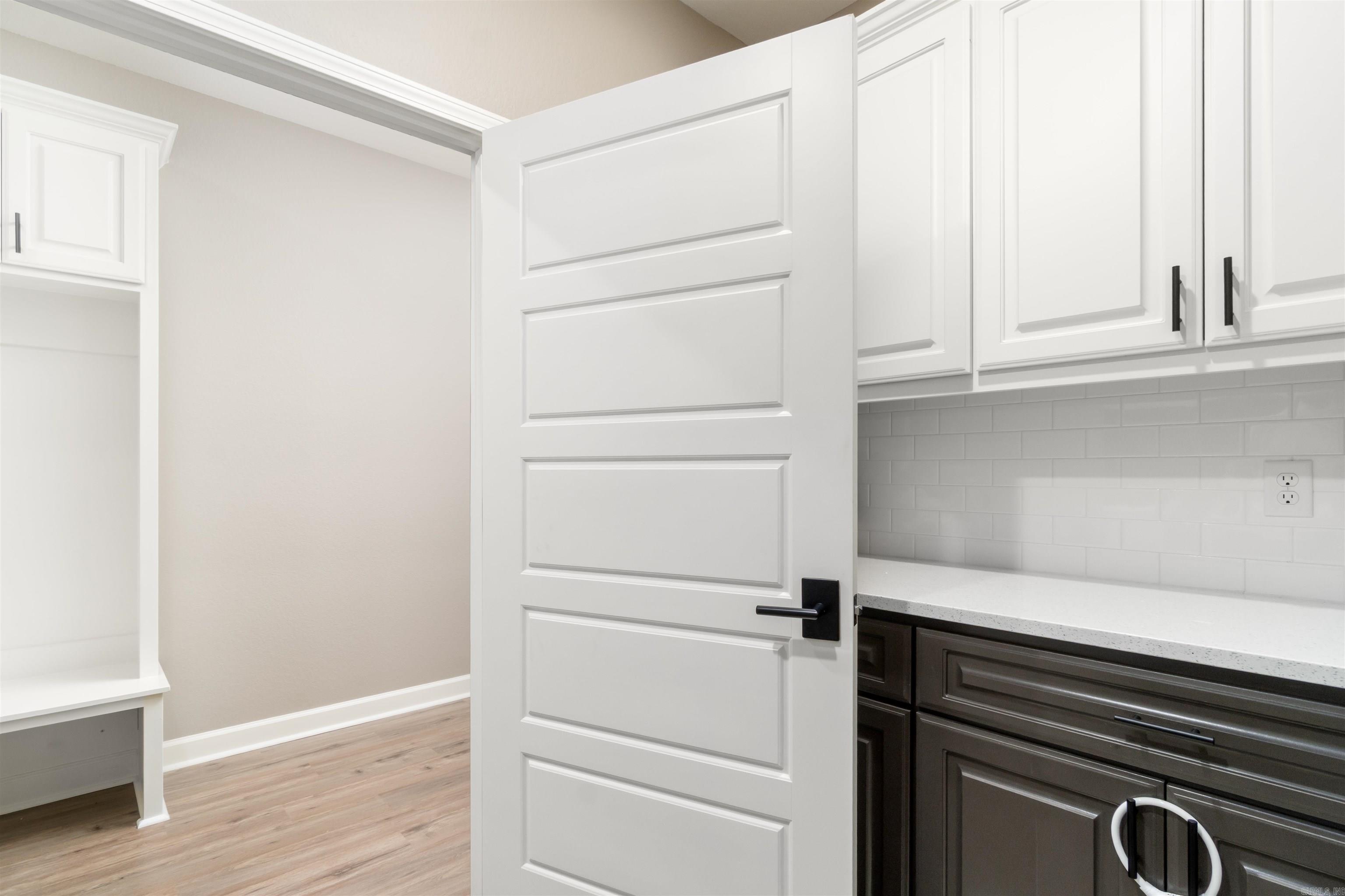 ALTA VISTA - Residential