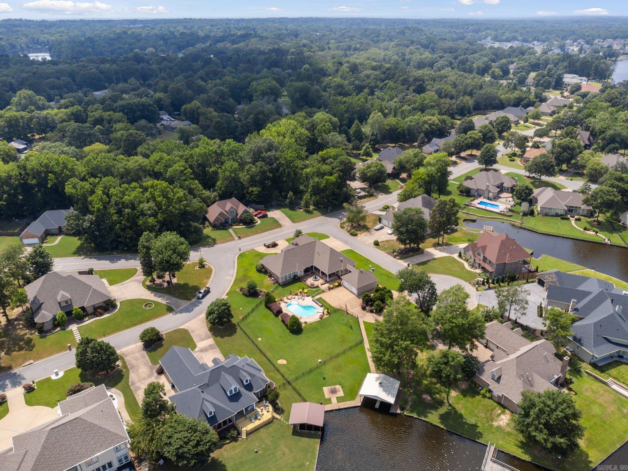 HURRICANE LAKE EST - Residential