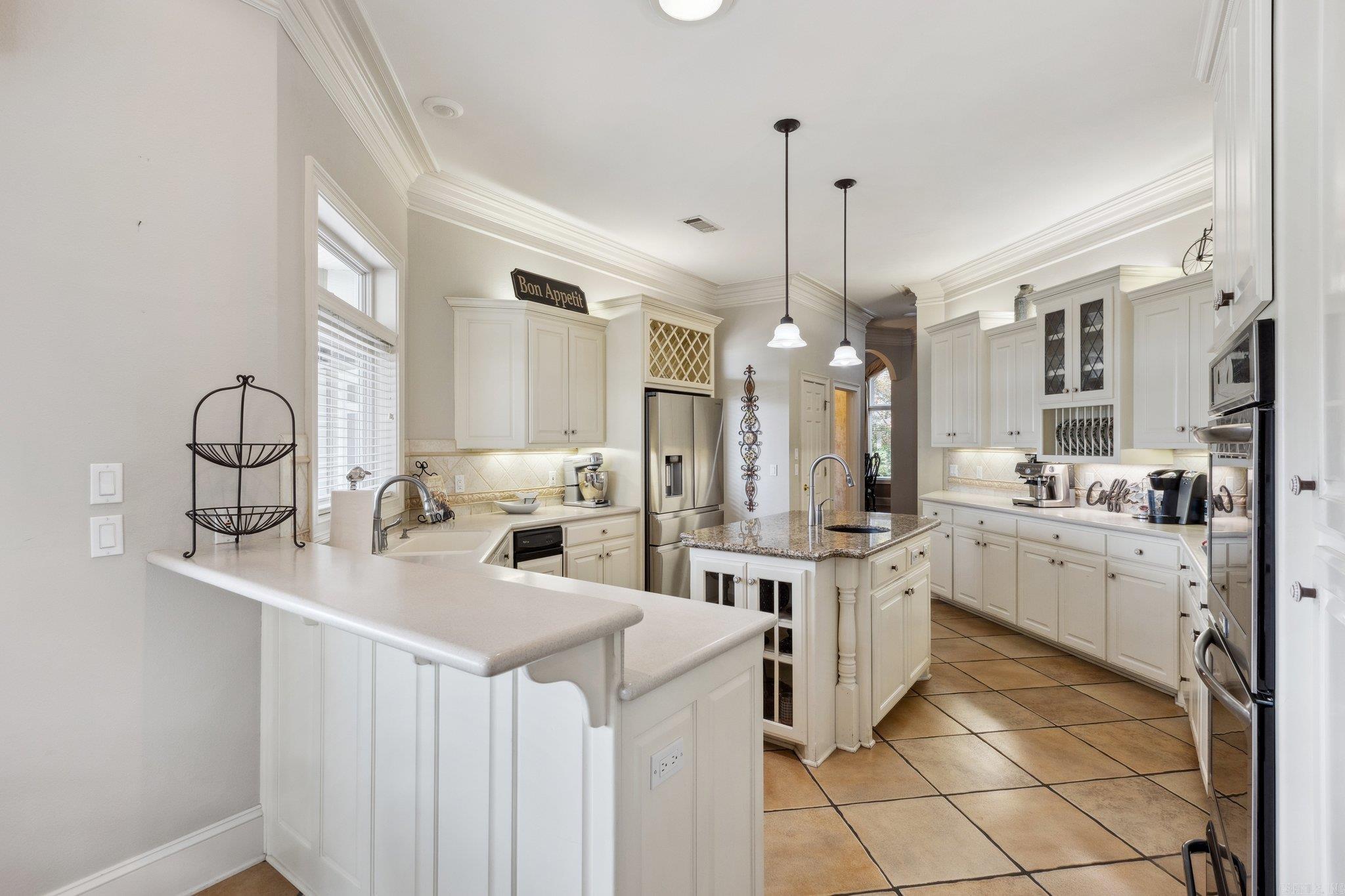 HURRICANE LAKE EST - Residential