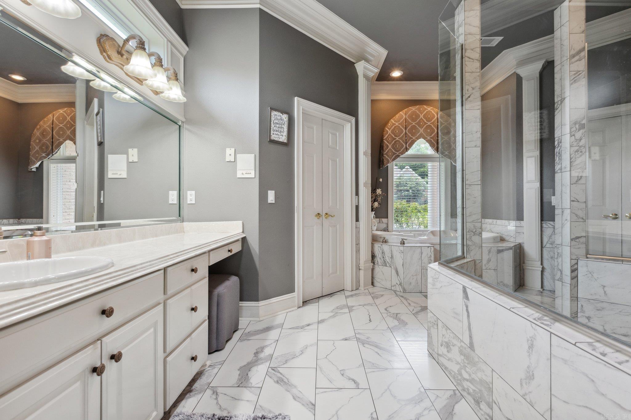 HURRICANE LAKE EST - Residential