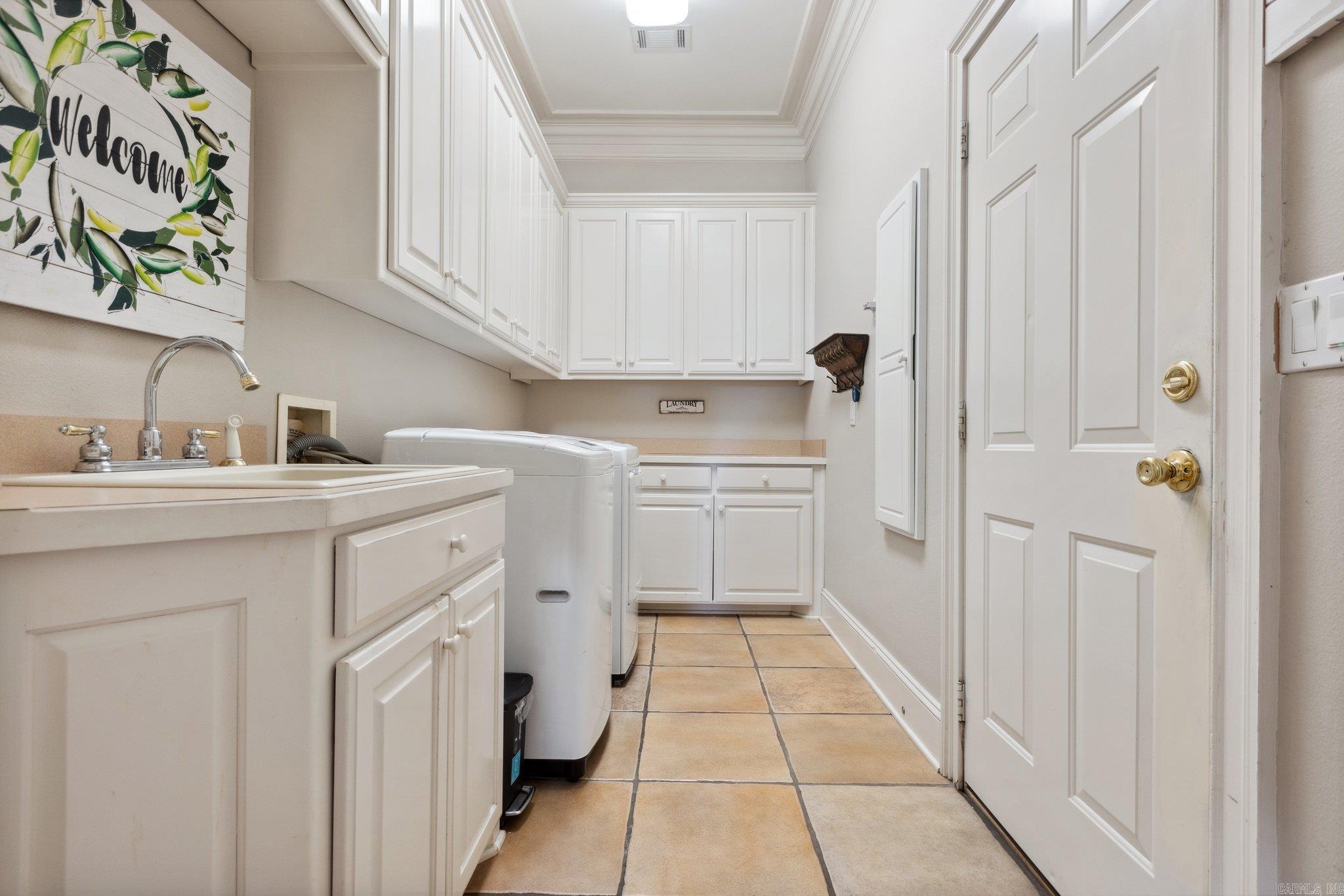 HURRICANE LAKE EST - Residential