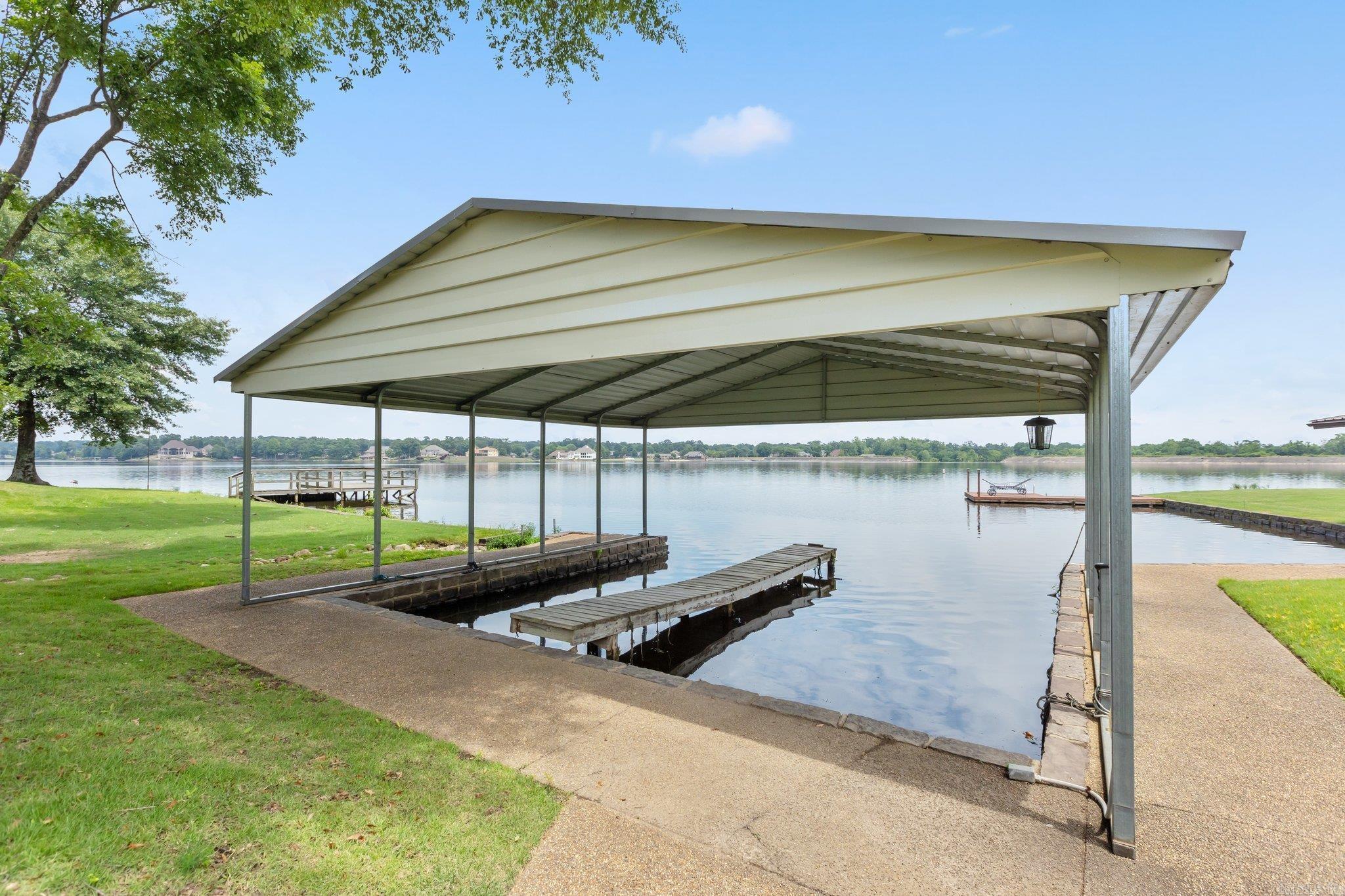 HURRICANE LAKE EST - Residential