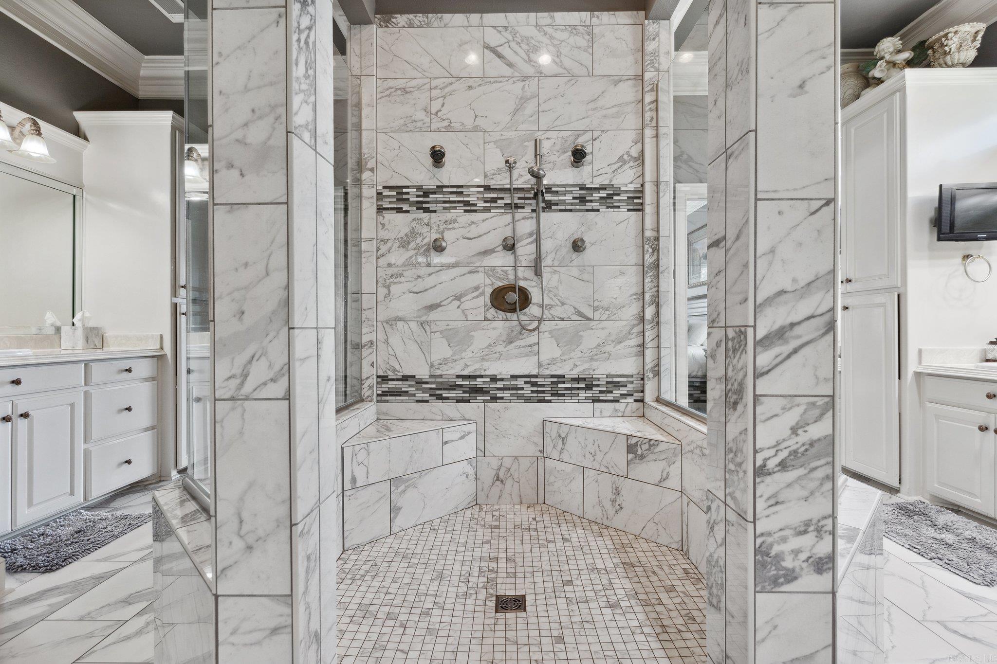 HURRICANE LAKE EST - Residential