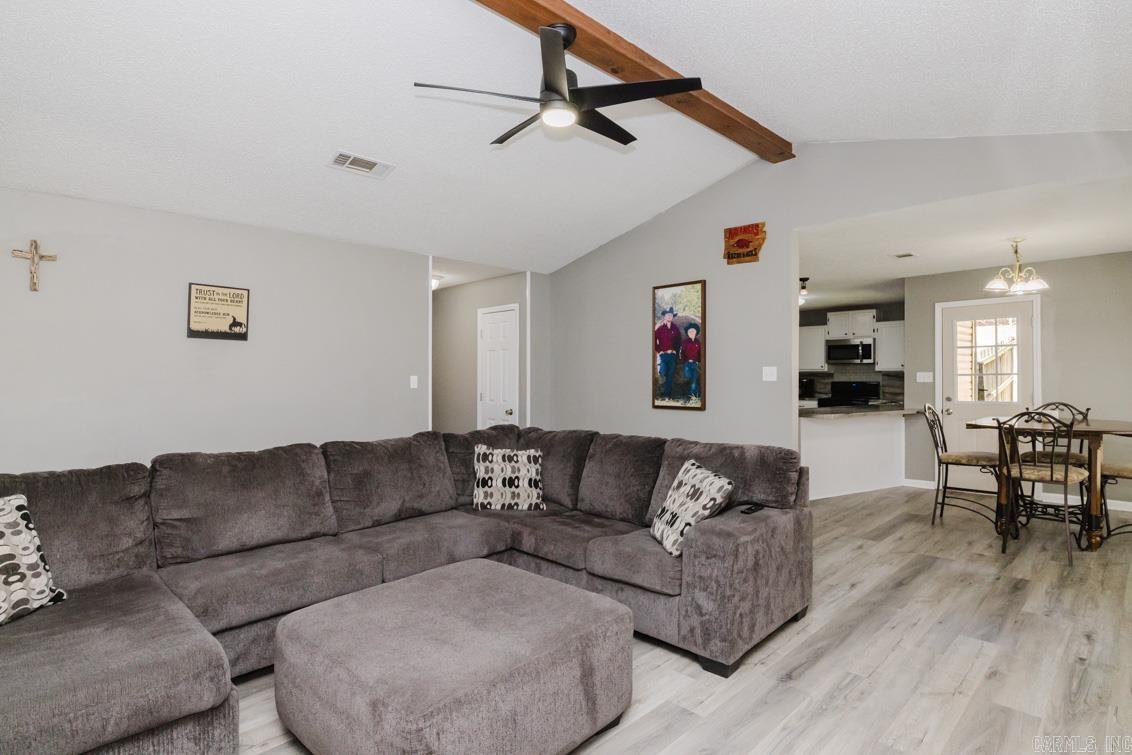 HONEYSUCKLE HILLS ADD - Residential