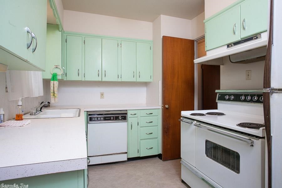 BROADMOOR ADDN - Residential