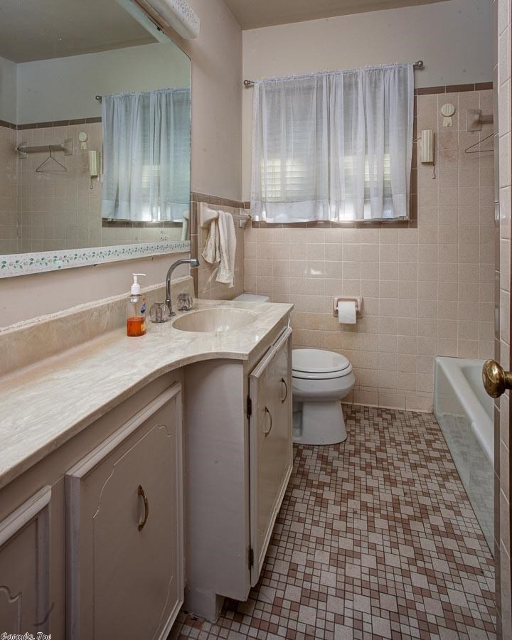 BROADMOOR ADDN - Residential