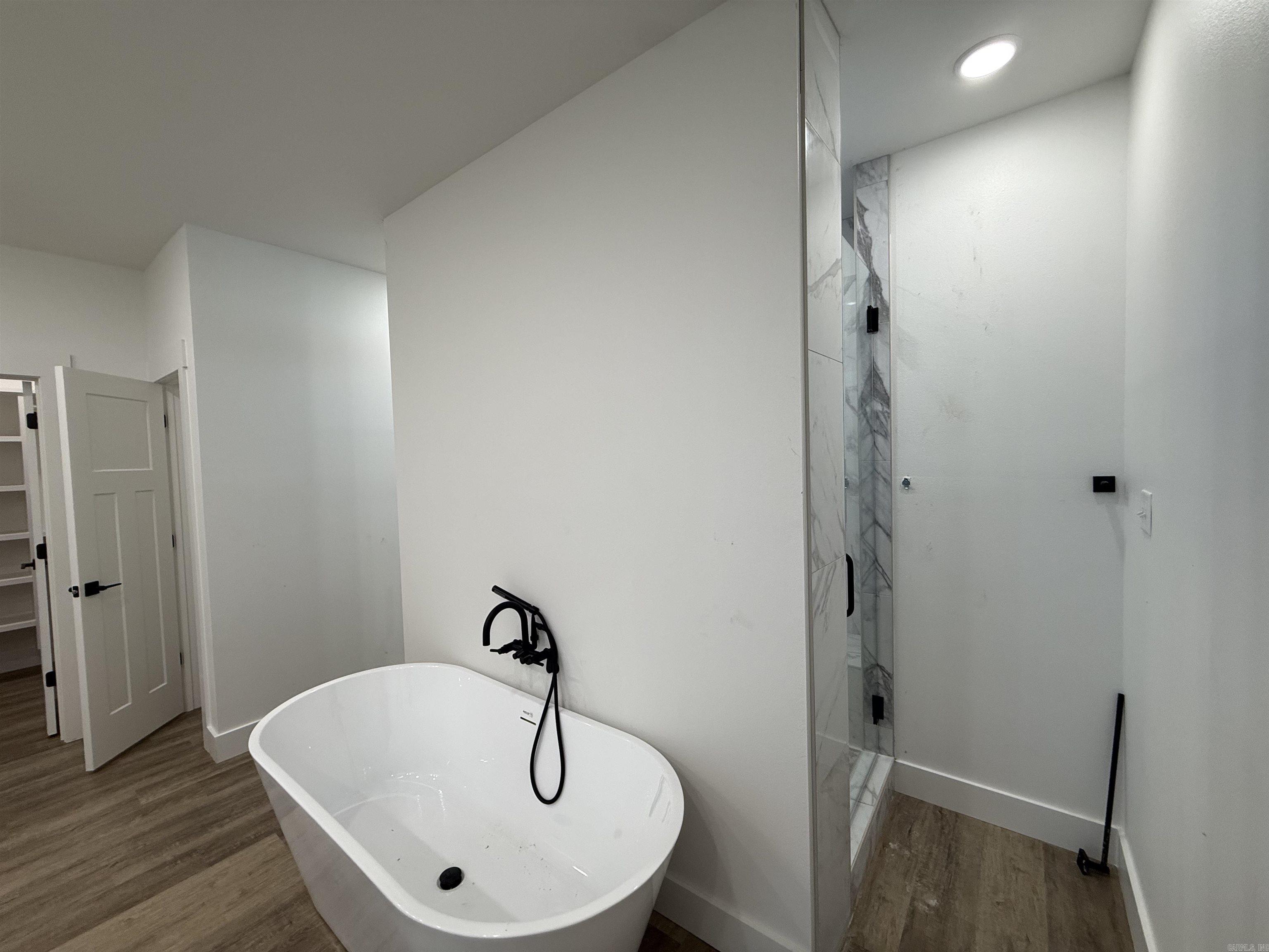 REPUBLICAN VALLEY ESTATES - Residential