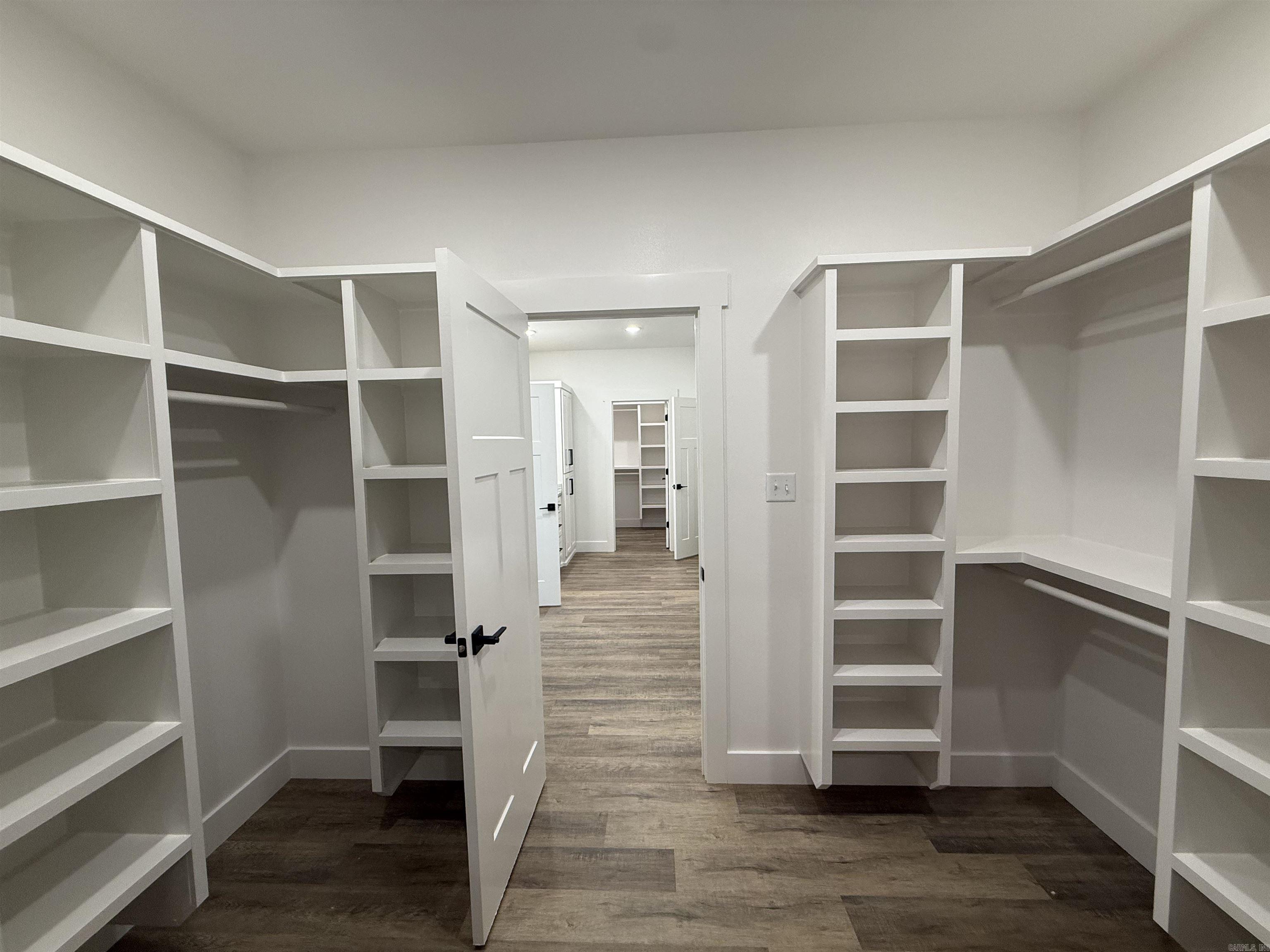 REPUBLICAN VALLEY ESTATES - Residential