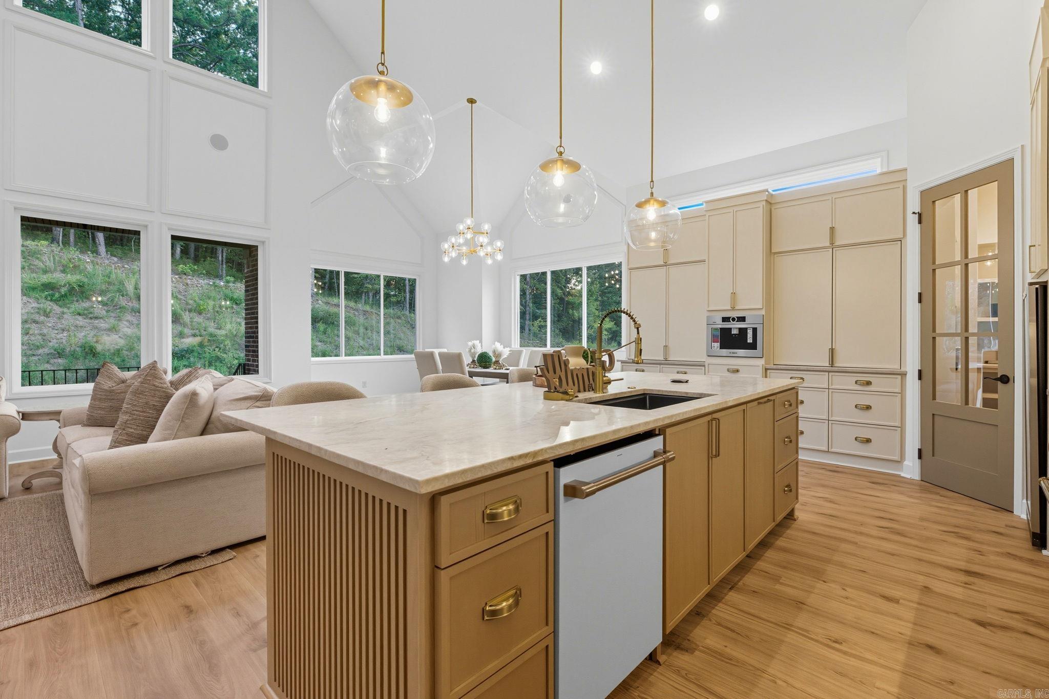 ABINGTON - Residential
