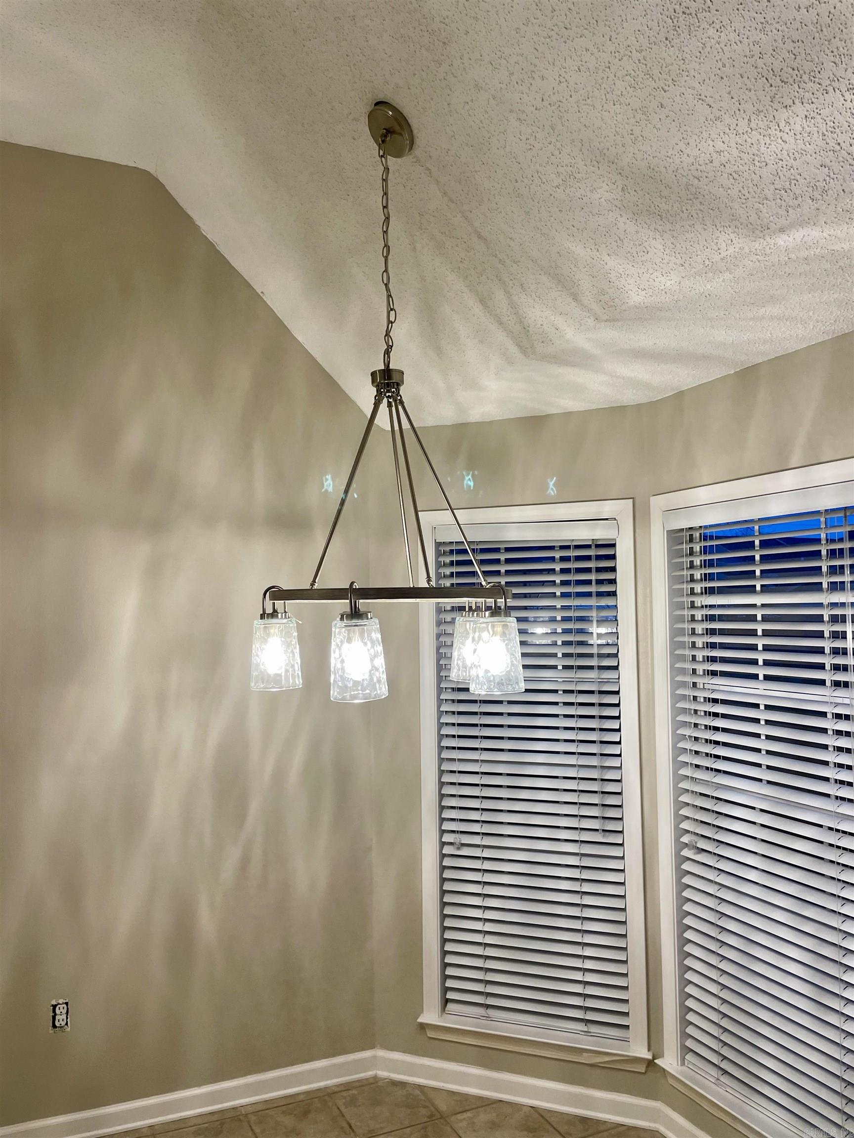 Country Squire - Residential Lease