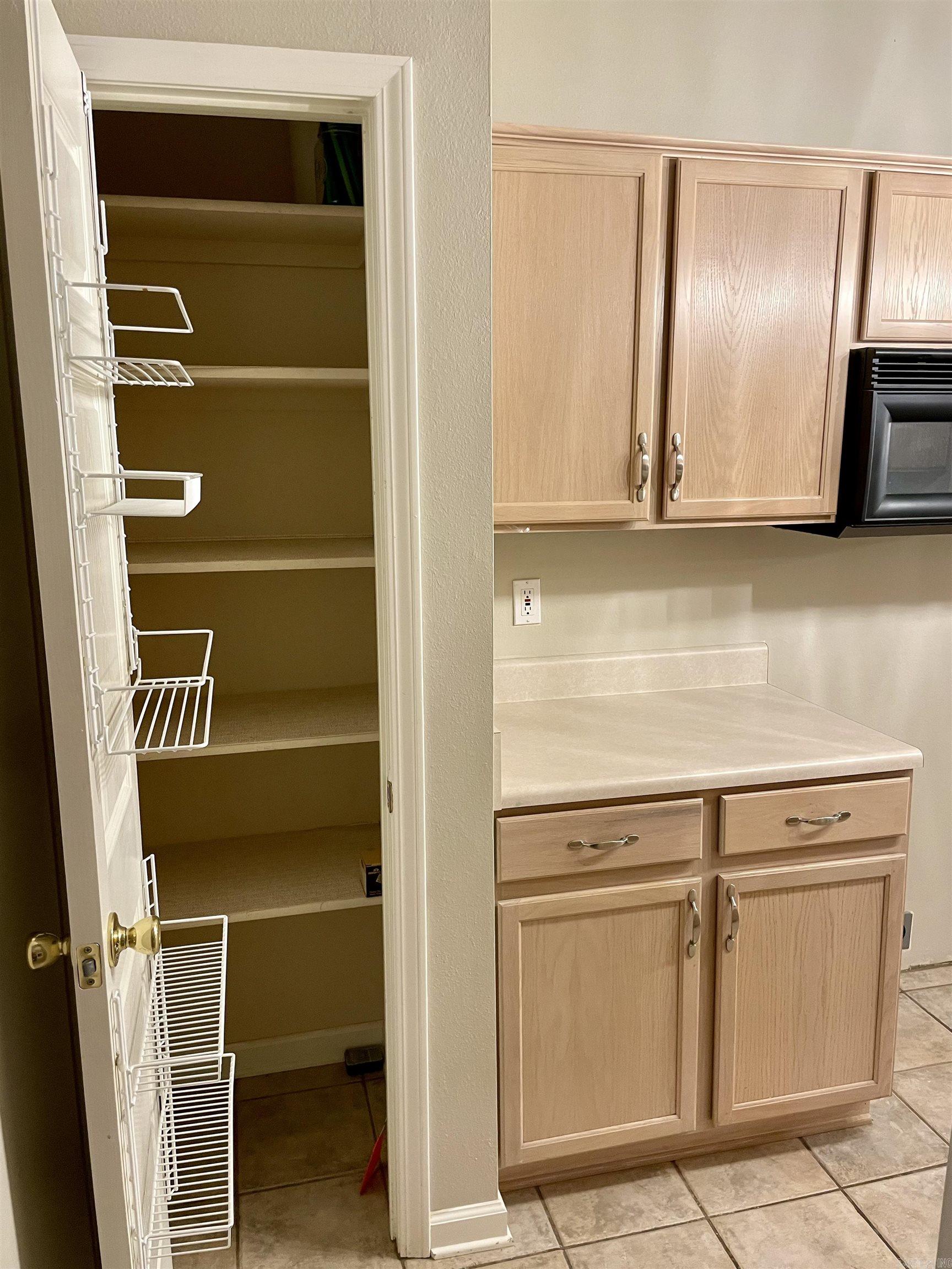 Country Squire - Residential Lease