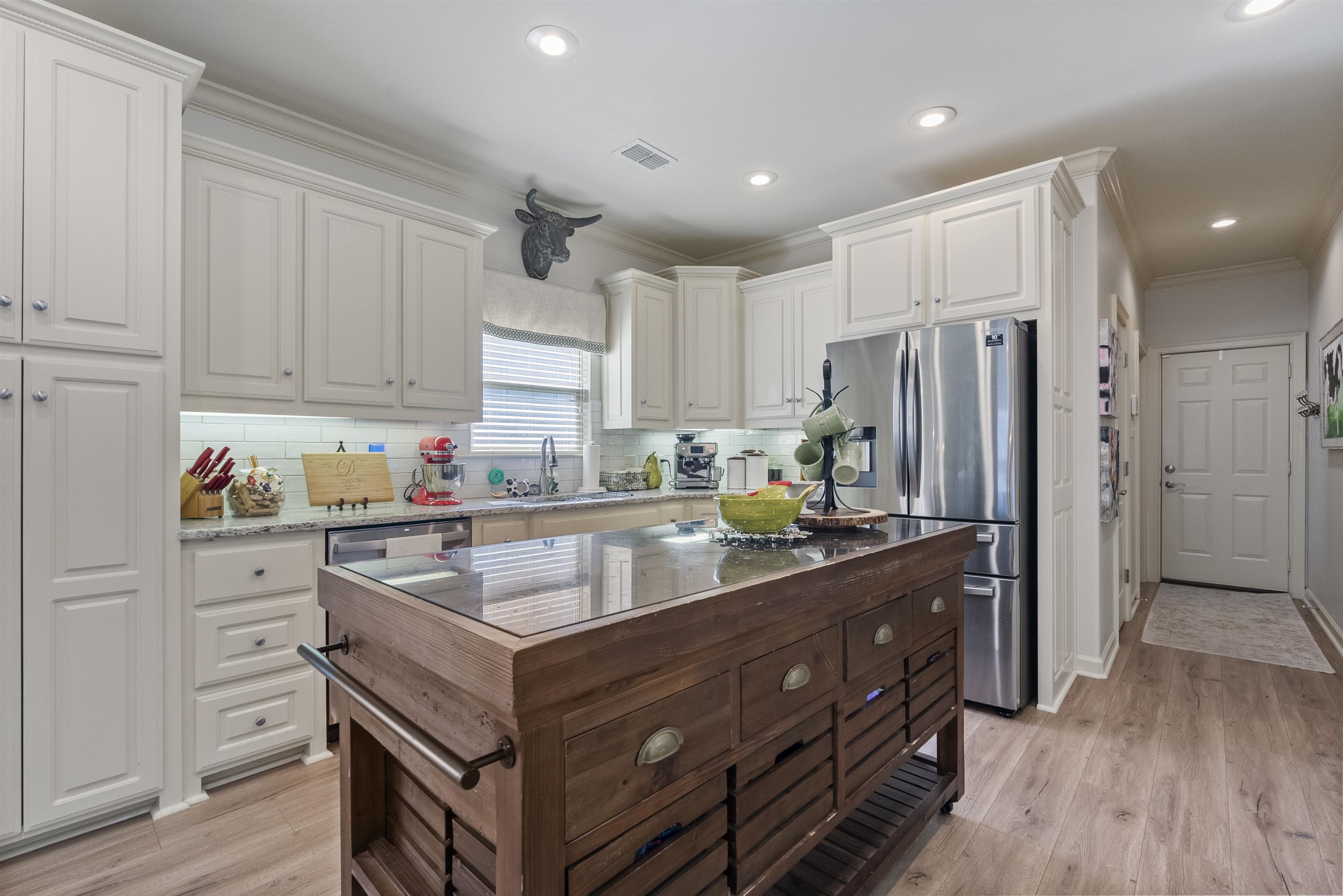 MADISON VALLEY - Residential