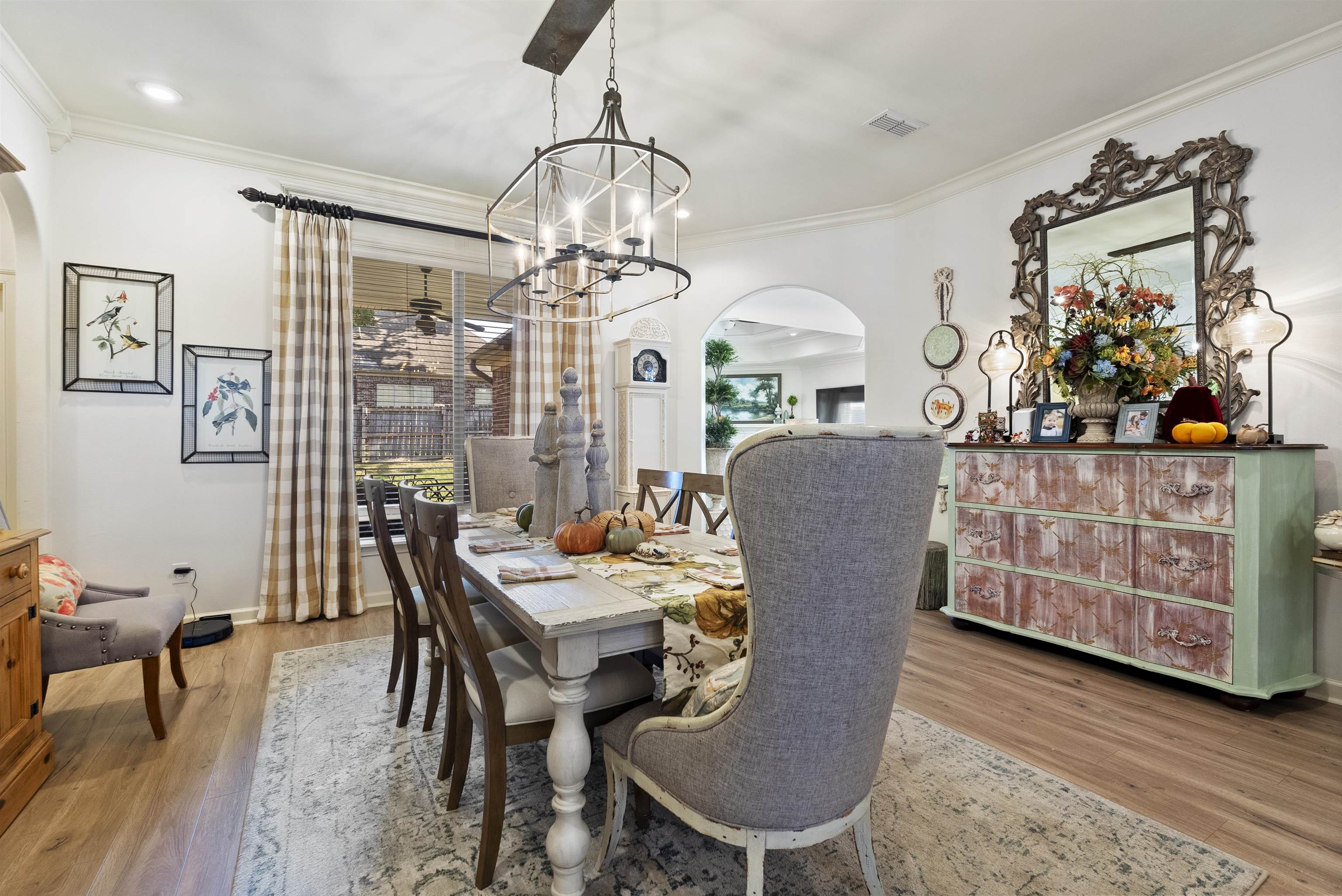 MADISON VALLEY - Residential