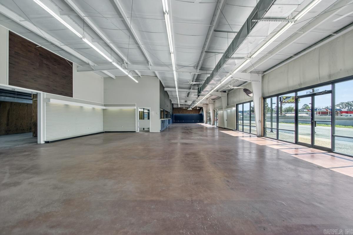 Troutt - Commercial Sale