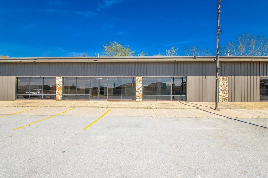 Ready to take your business to the next level? This exceptional commercial property features over 9,000 sq. ft. of versatile space, all in great condition and ready for immediate use. With prime interstate frontage and daily traffic counts exceeding 80,000 vehicles, your business will get the exposure it deserves. About 1 mile from the new Buc-ee's! Call Sarah for more information and a tour.