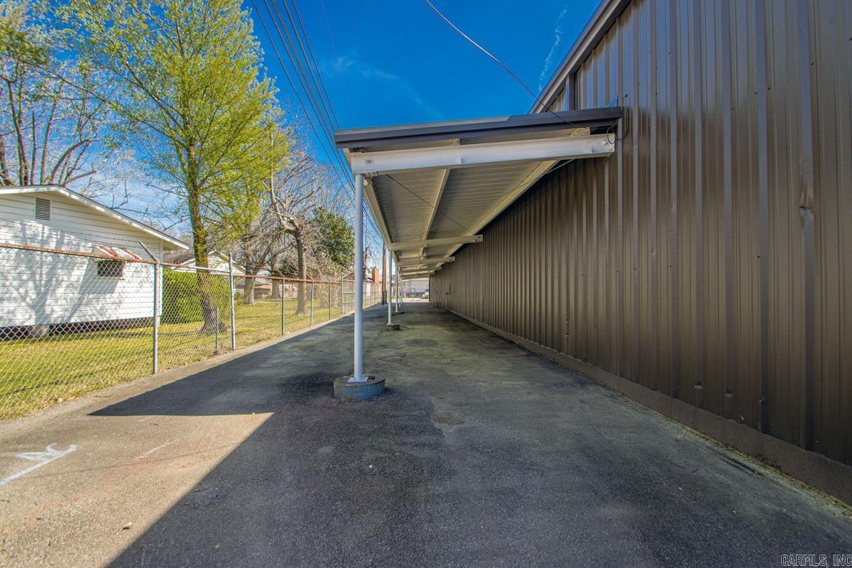 Troutt - Commercial Sale