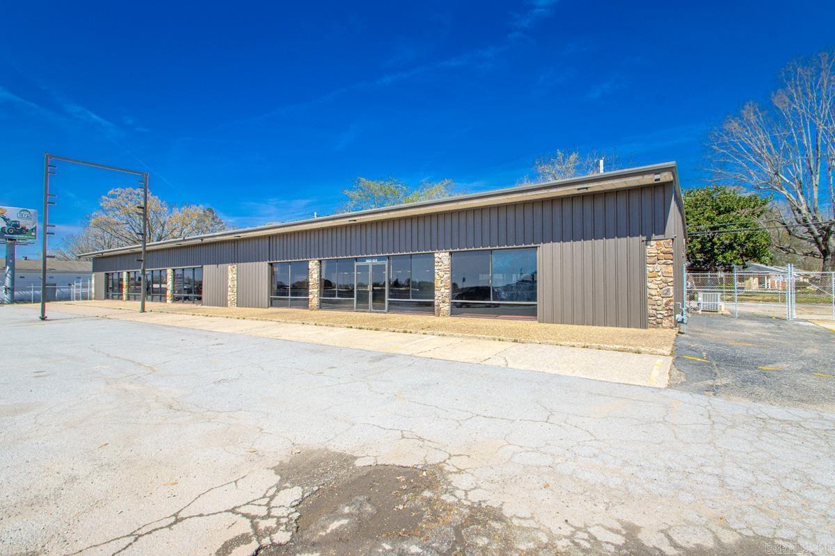 Troutt - Commercial Sale