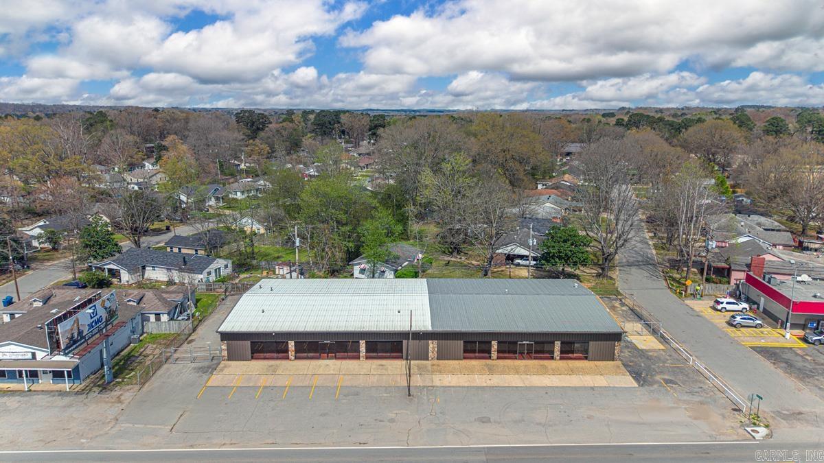 Troutt - Commercial Sale