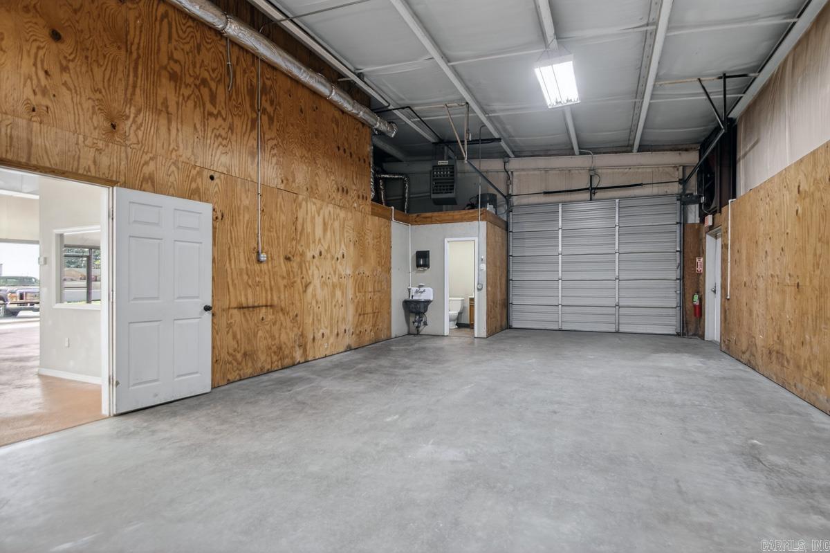 Troutt - Commercial Sale